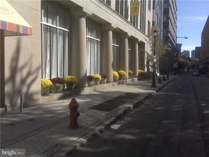 WASHINGTON SQ WEST - Residential Lease