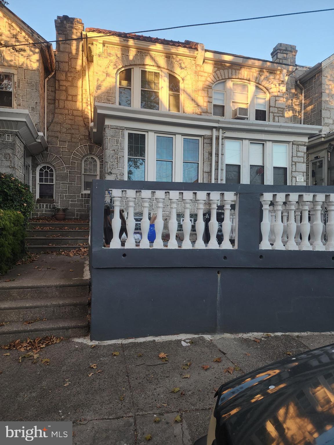 Great Location ,Circute Breakers; close to Trans and one block from Lawn crest Rec, Very Roomy S/T Row. Has full basement with a full bathroom. Also has washer and dryer. Electric heater throughout. Very large kitchen. Has a back yard and front yard. Being sold as is .