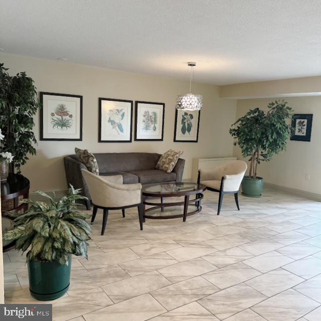 WEST SPRING - Residential