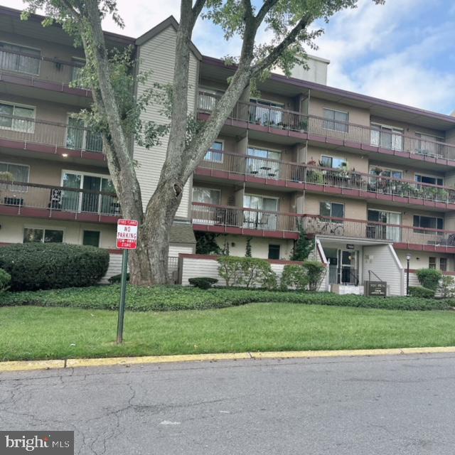 WEST SPRING - Residential