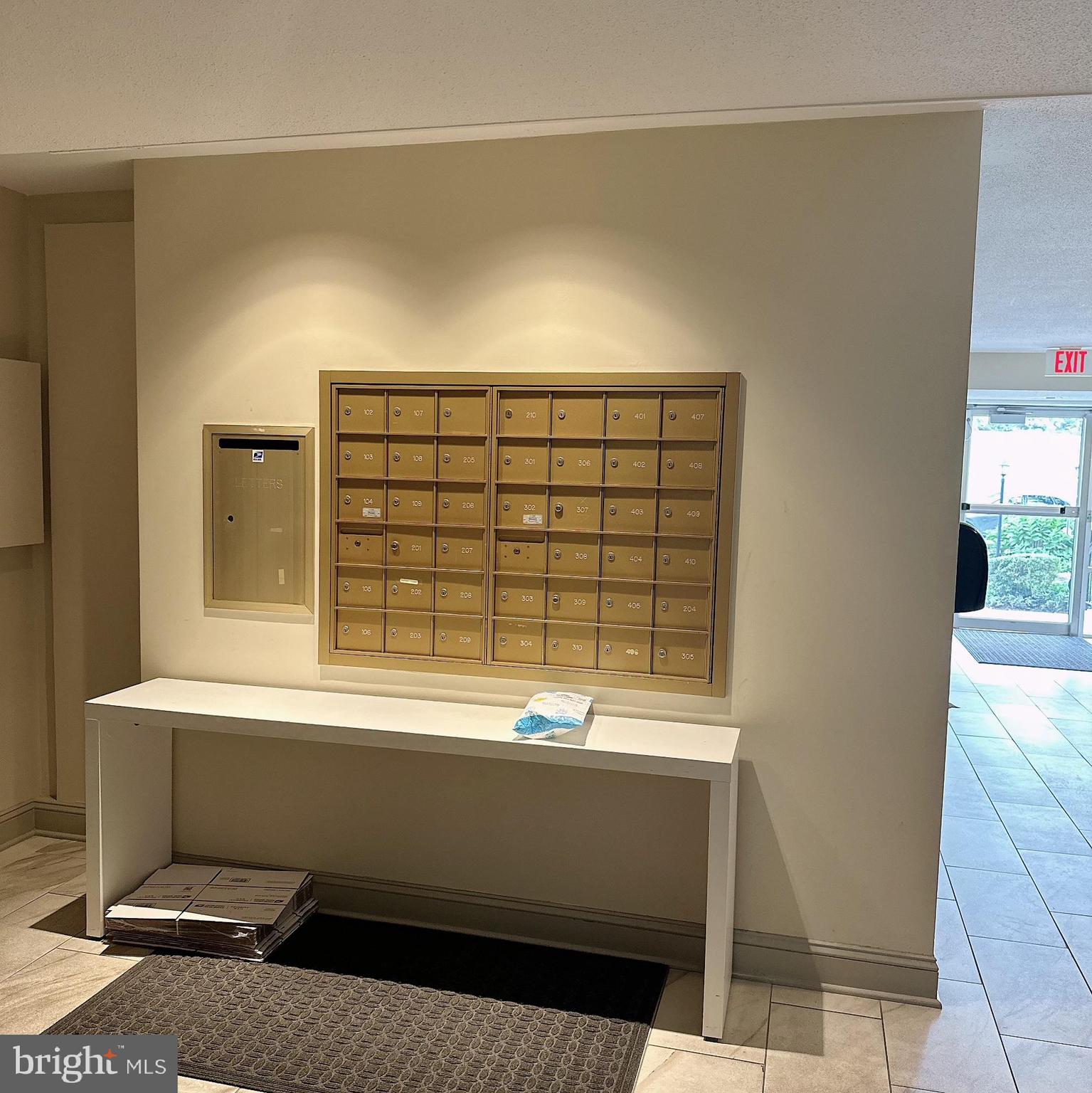 WEST SPRING - Residential