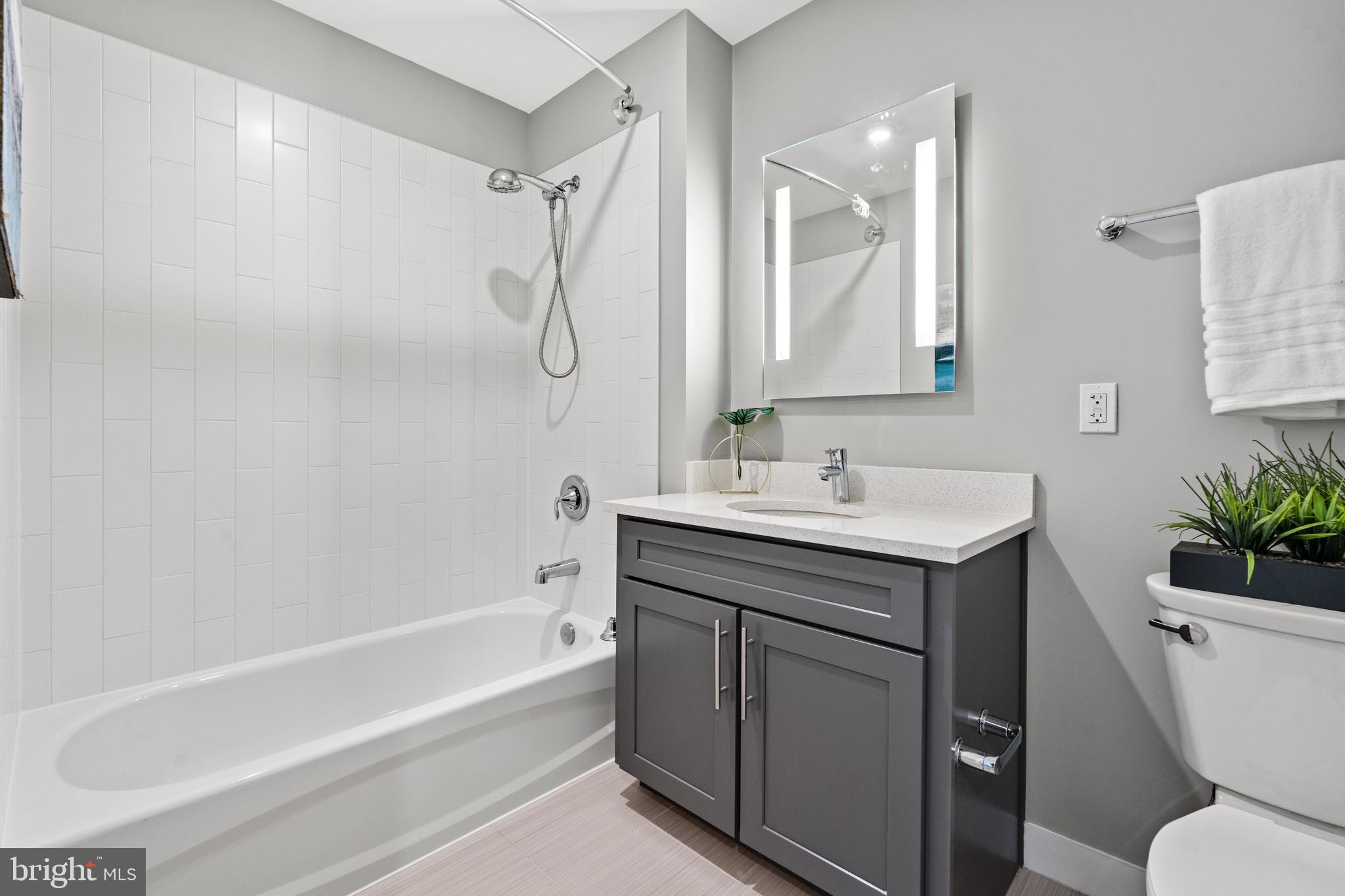 SILVER SPRING - Residential