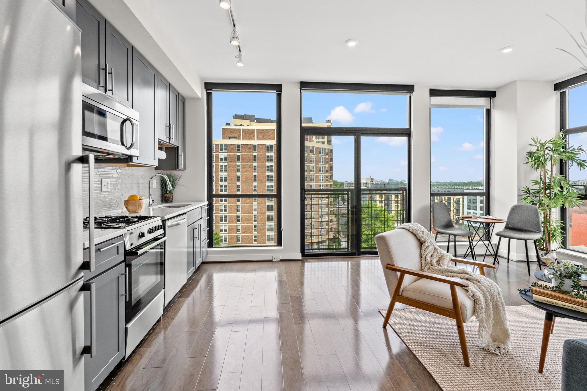 SILVER SPRING - Residential