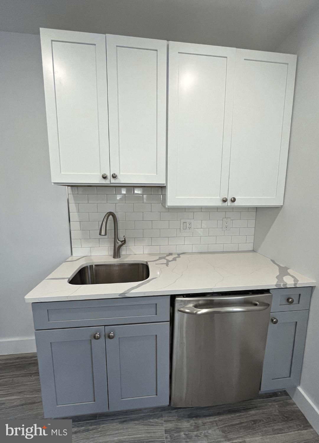 LOWER MOYAMENSING - Residential Income