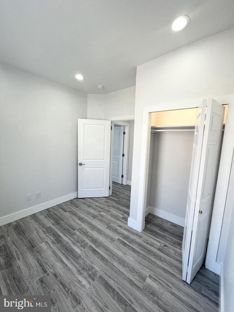 LOWER MOYAMENSING - Residential Income