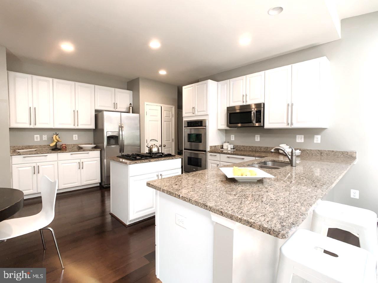 ALLYS MEADOW - Residential