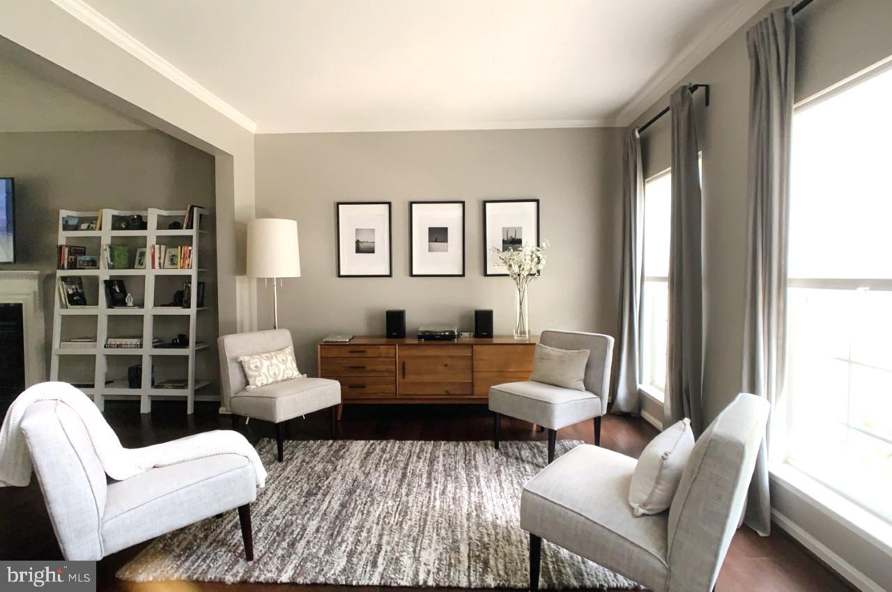 ALLYS MEADOW - Residential