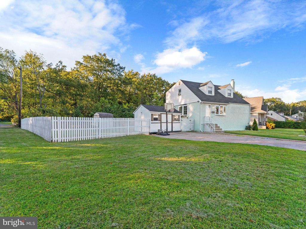 Photo of 3517 Rockview Drive, BRISTOL, PA 19007 (MLS # PABU2106808)