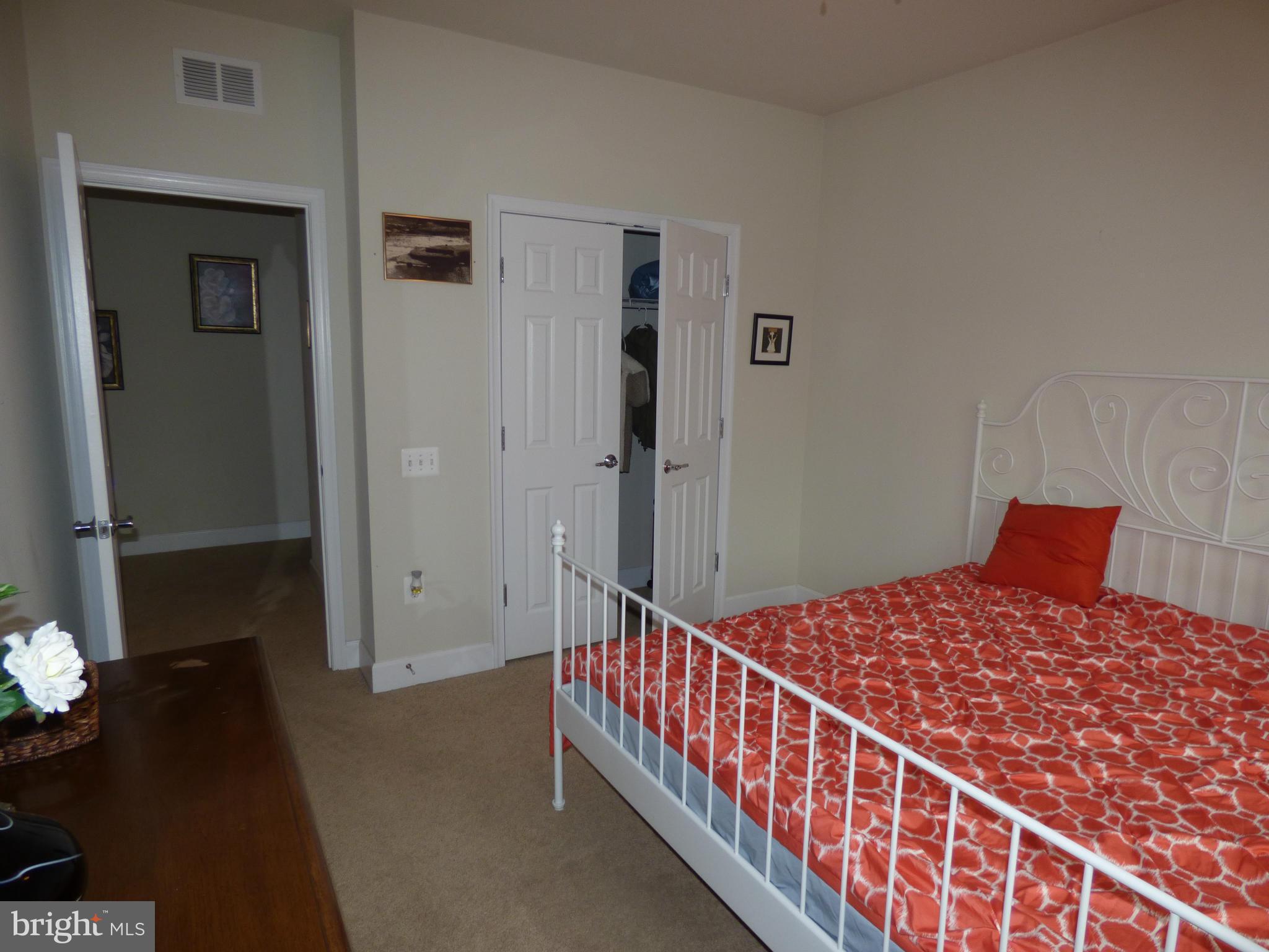 POTOMAC CLUB - Residential