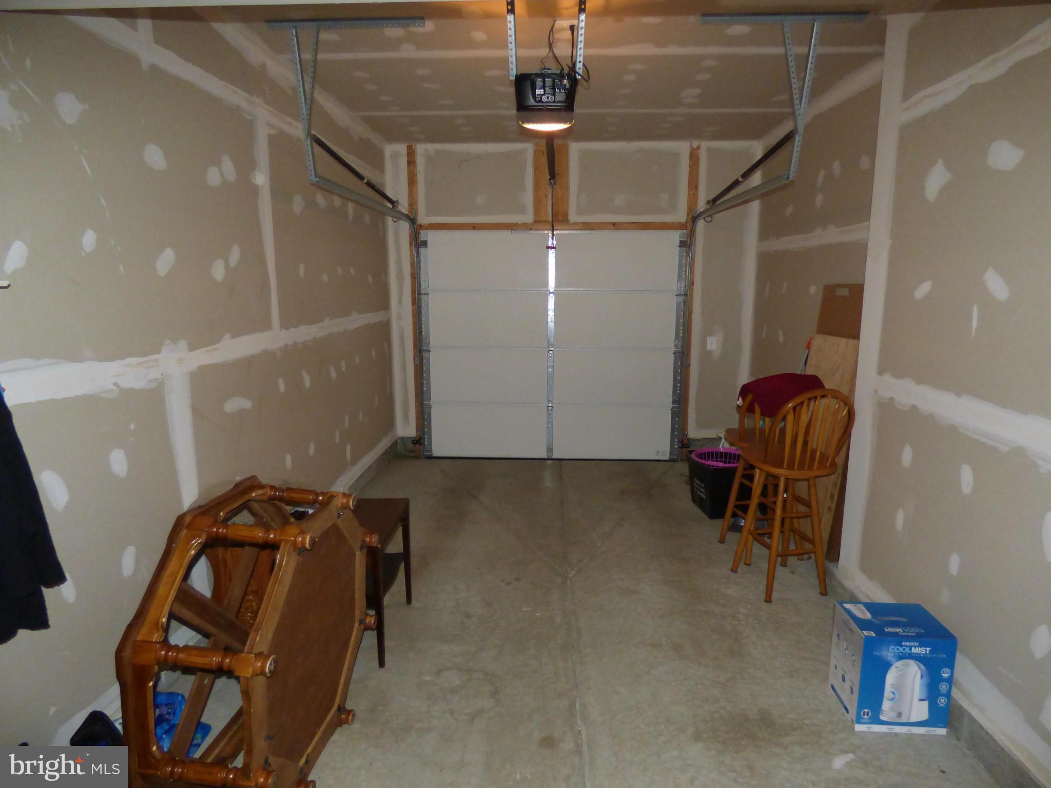 POTOMAC CLUB - Residential