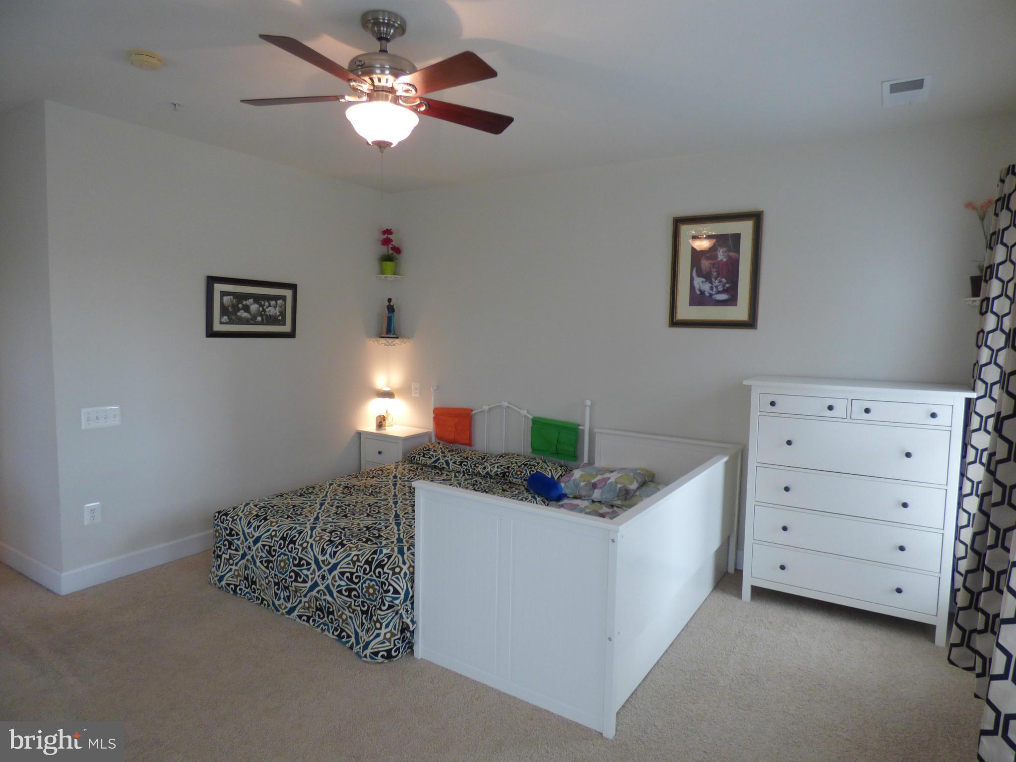 POTOMAC CLUB - Residential