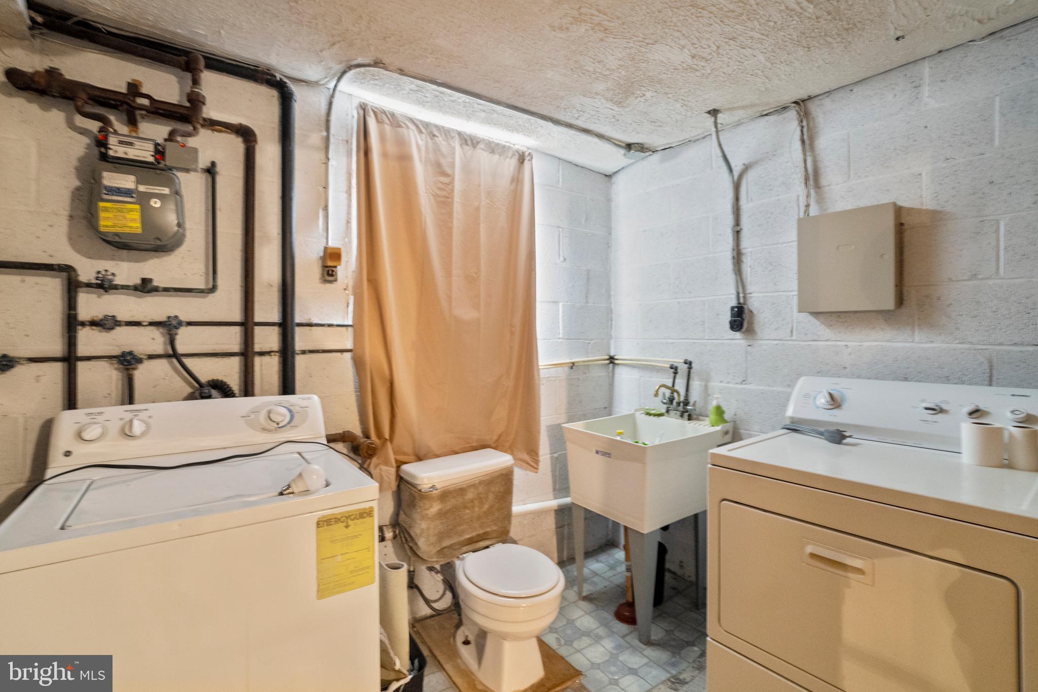 GAY STREET - Residential