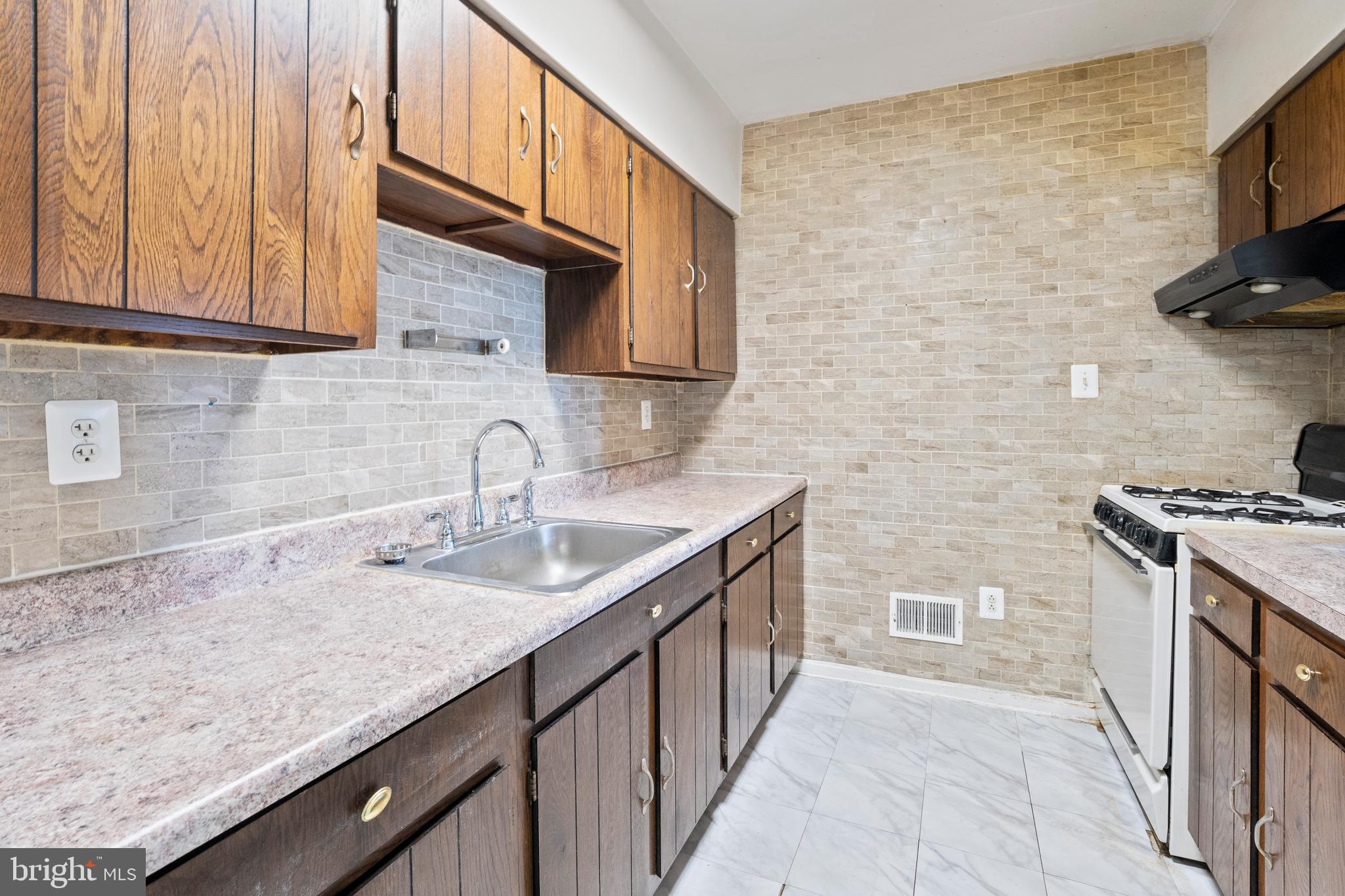 GAY STREET - Residential