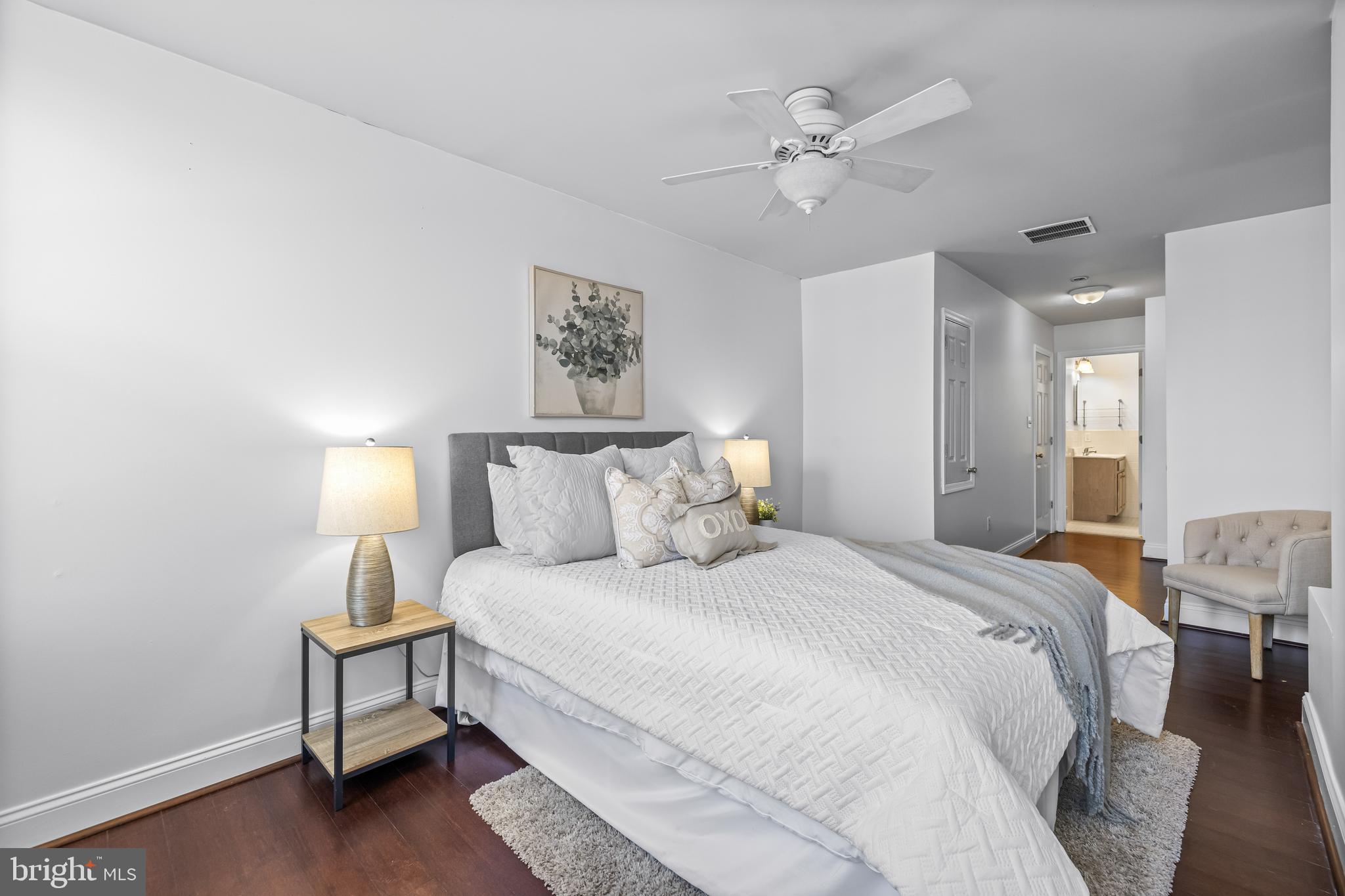 BUTCHERS HILL - Residential