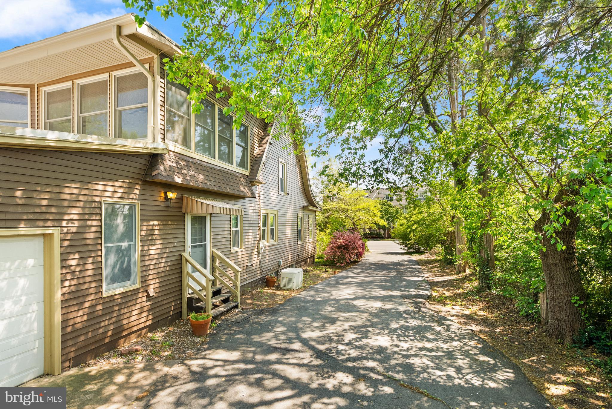 WEST MC LEAN - Residential