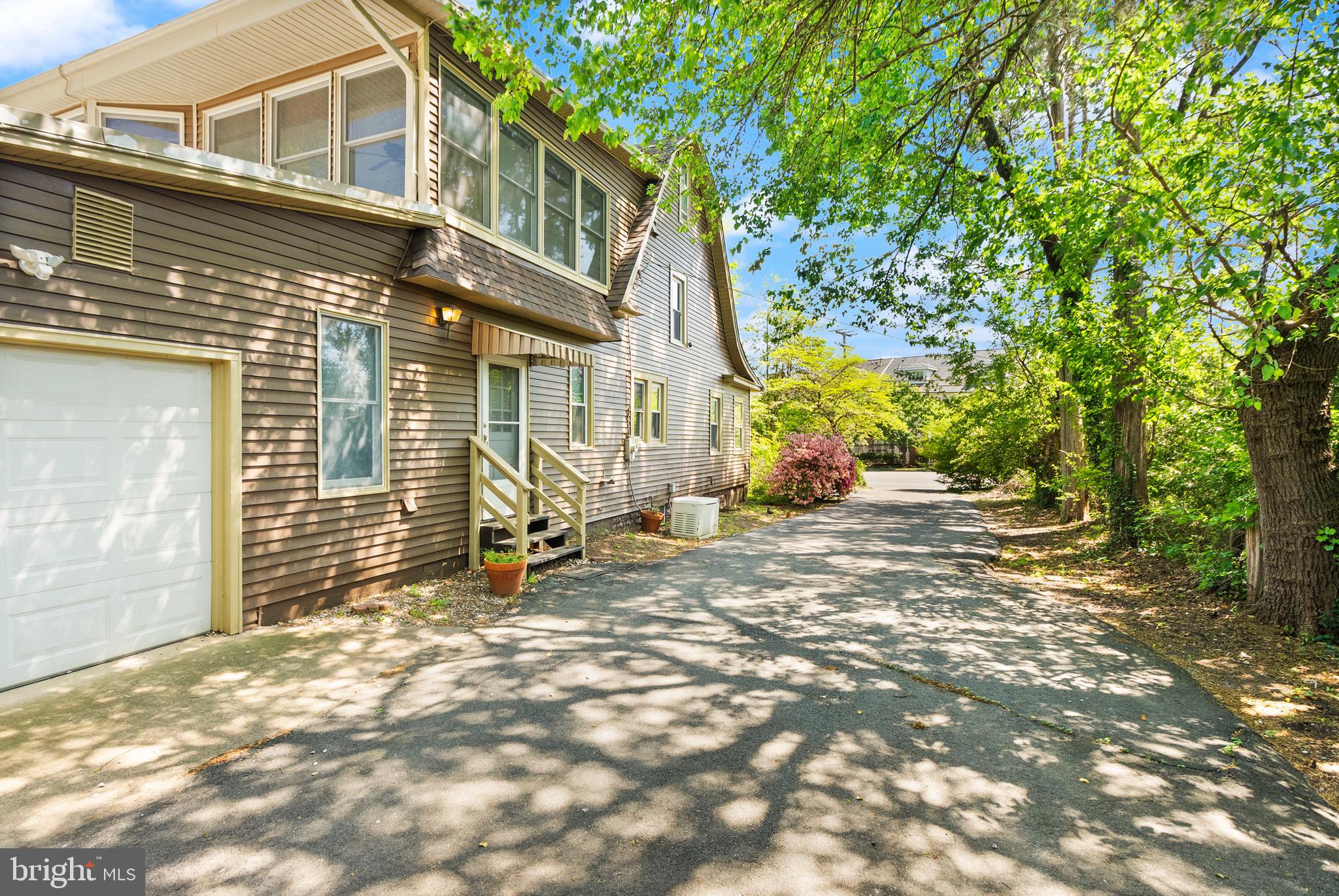 WEST MC LEAN - Residential
