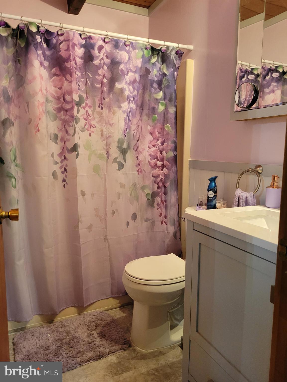 GOLDEN ACRES - Residential