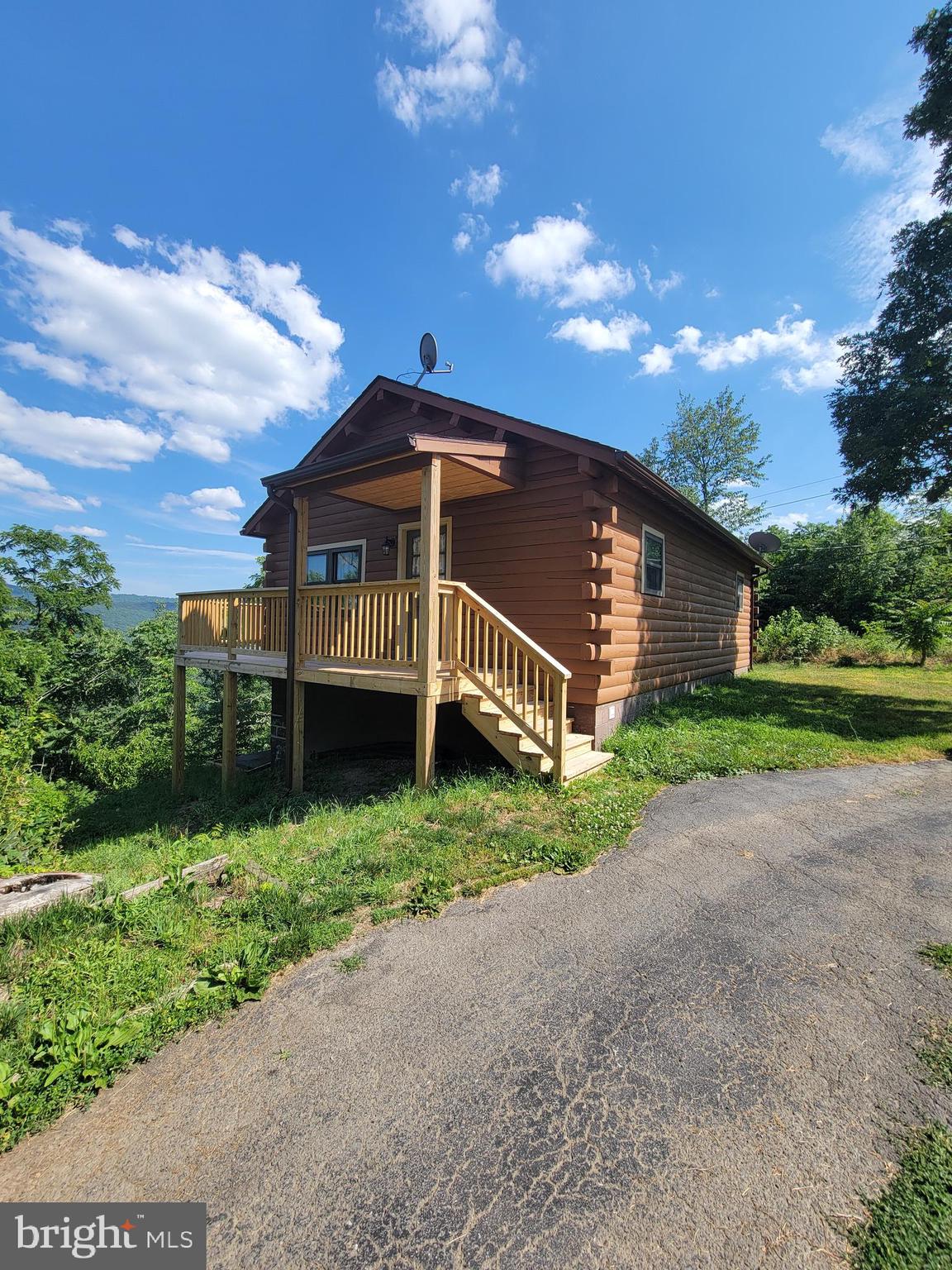 GOLDEN ACRES - Residential