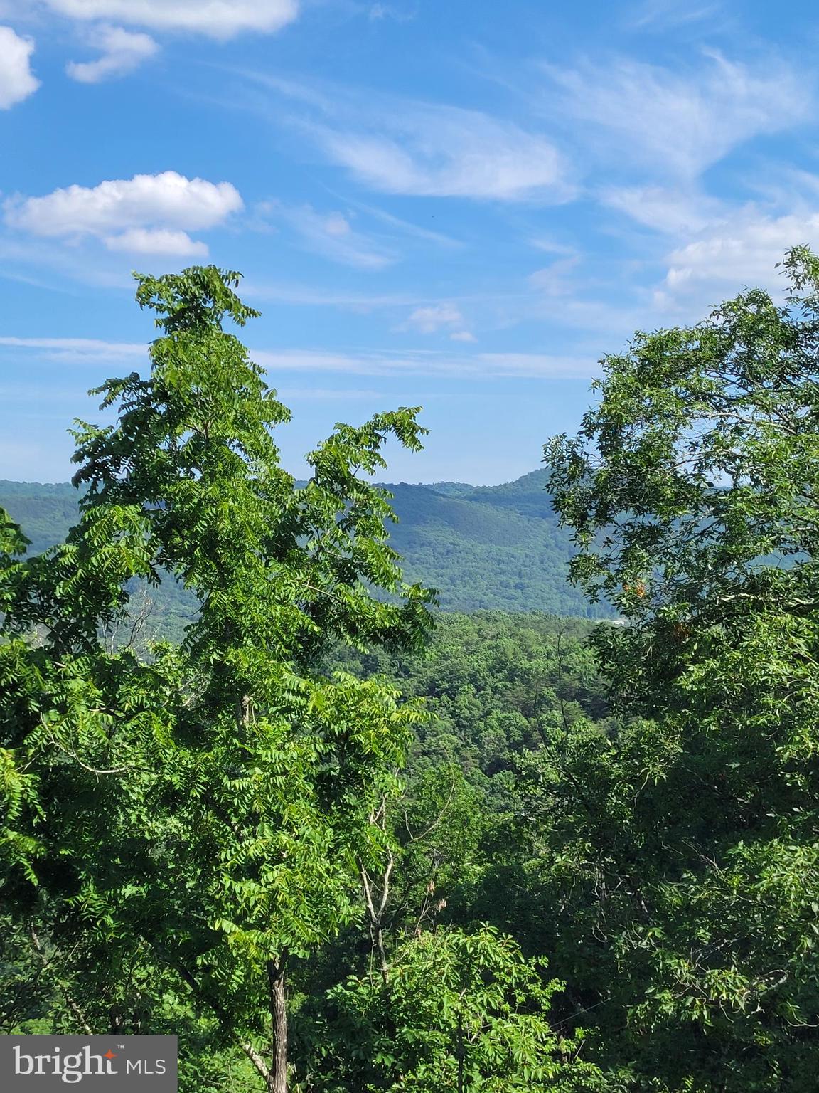 GOLDEN ACRES - Residential