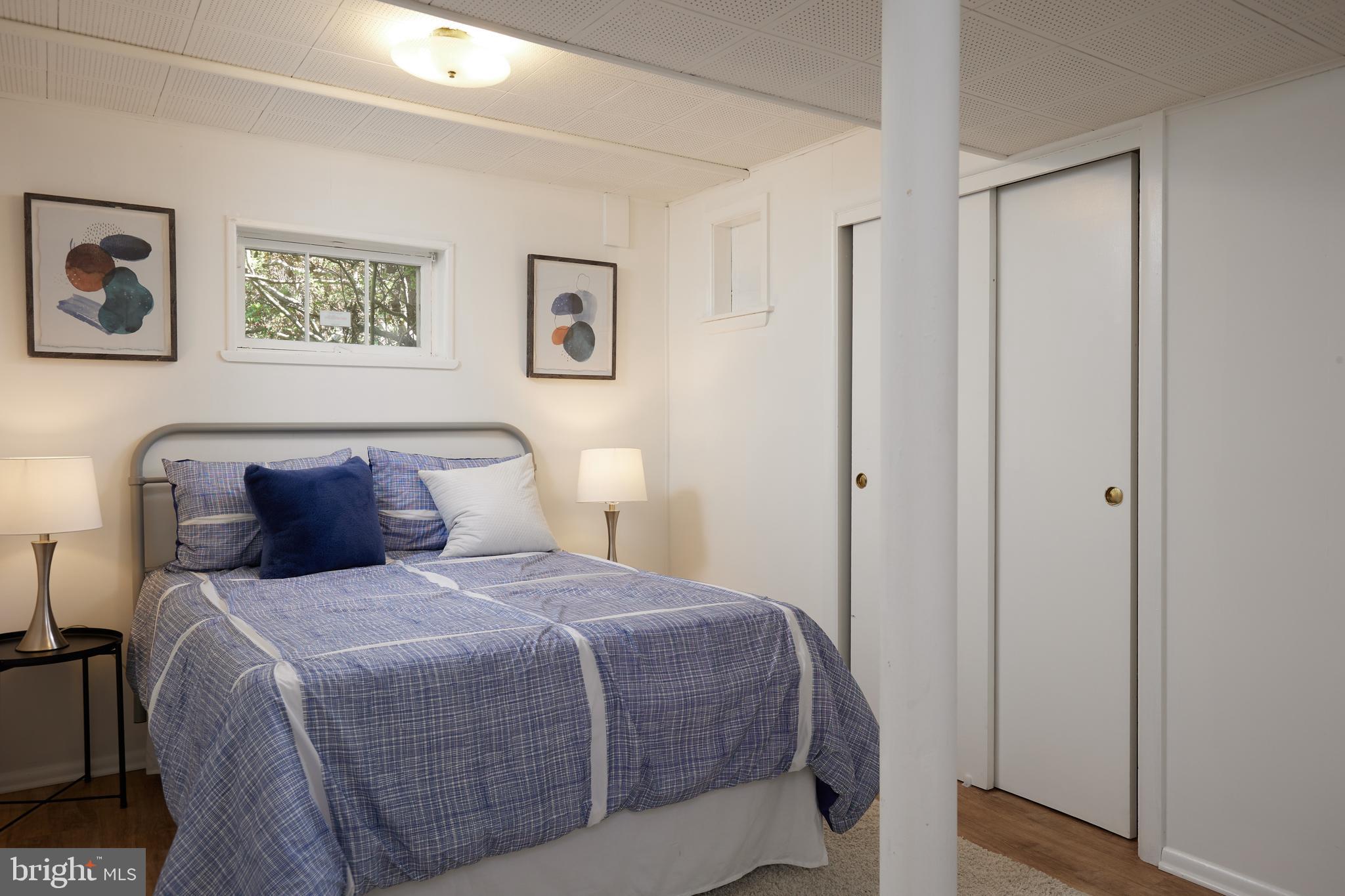 SOMERSET - Residential