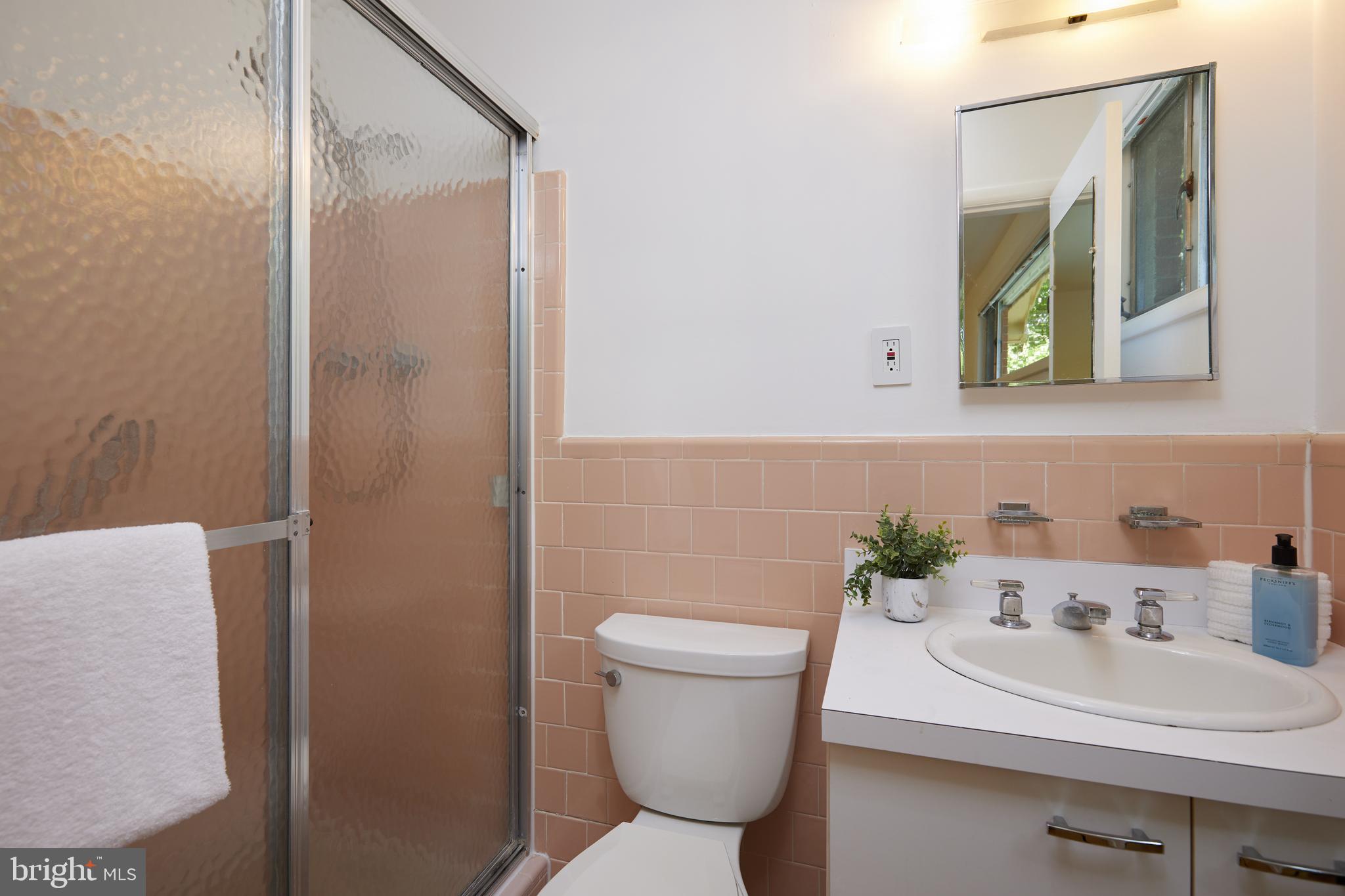 SOMERSET - Residential