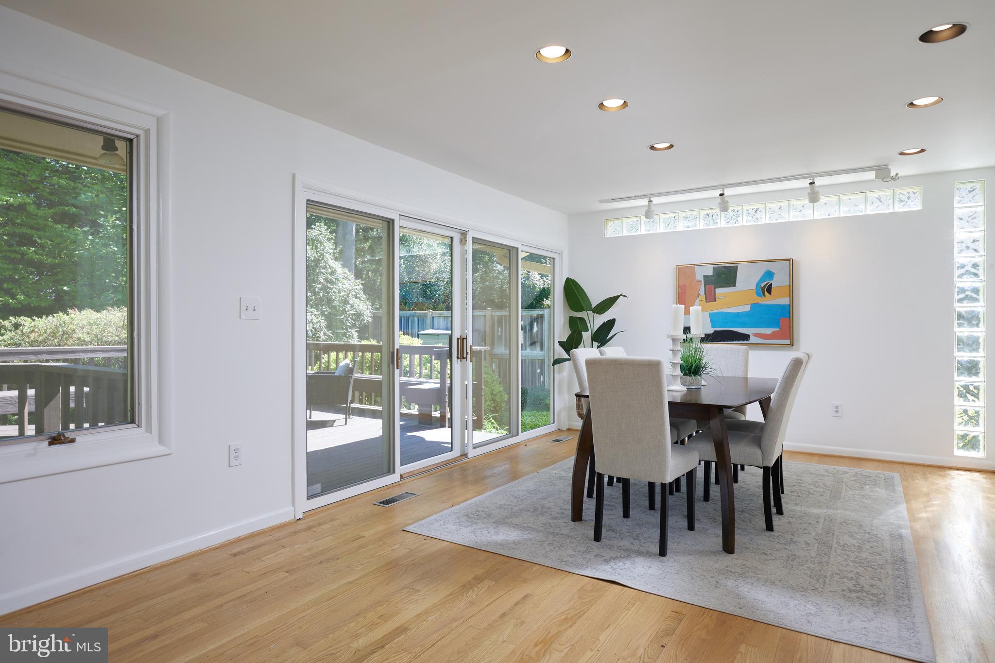 SOMERSET - Residential