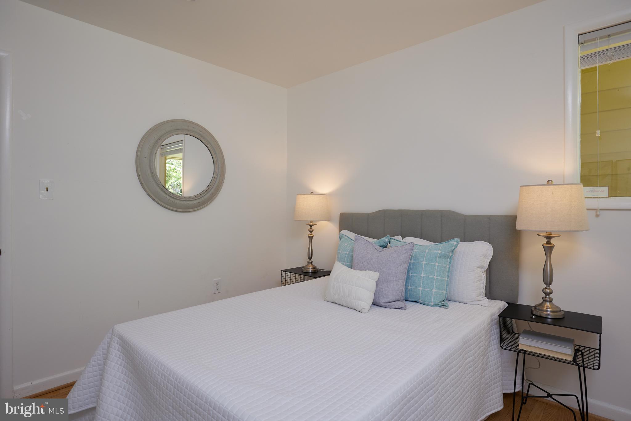 SOMERSET - Residential