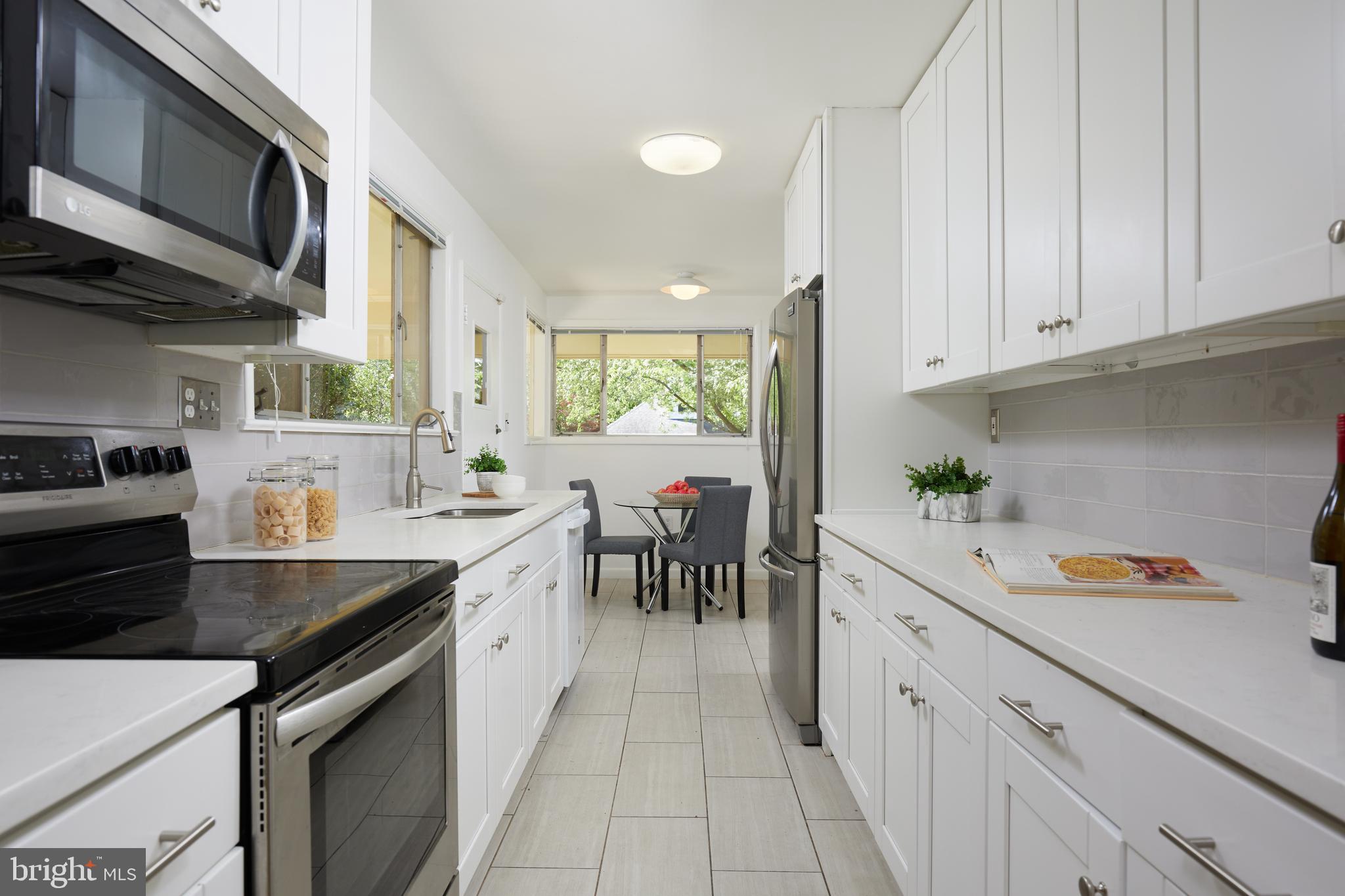 SOMERSET - Residential