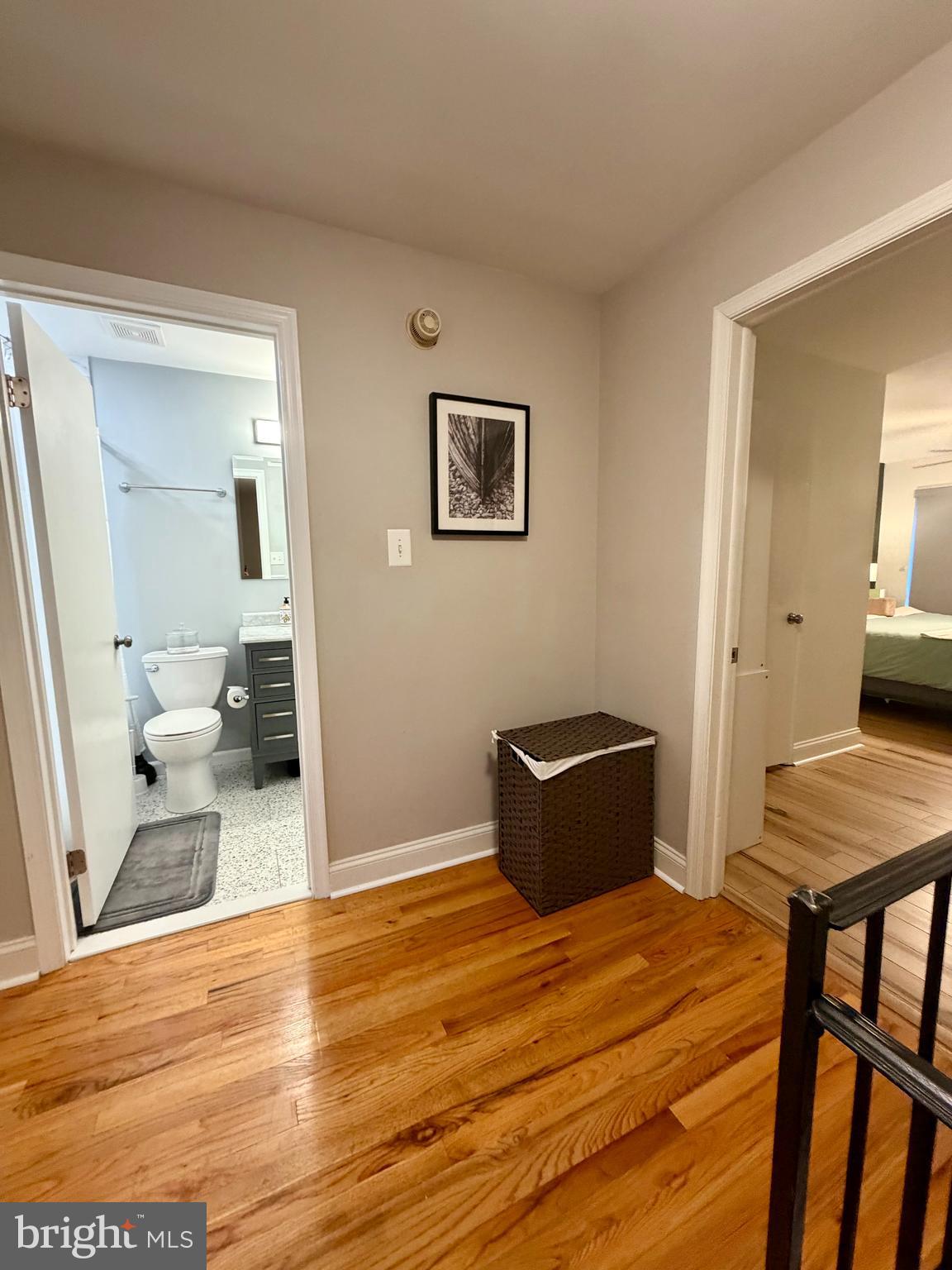 LOGAN SQUARE - Residential