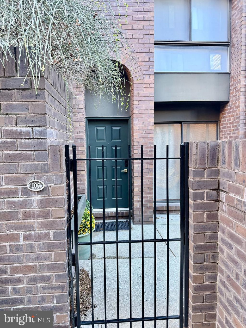 Photo of 100 N 22nd Street #106, PHILADELPHIA, PA 19103 (MLS # PAPH2564336)