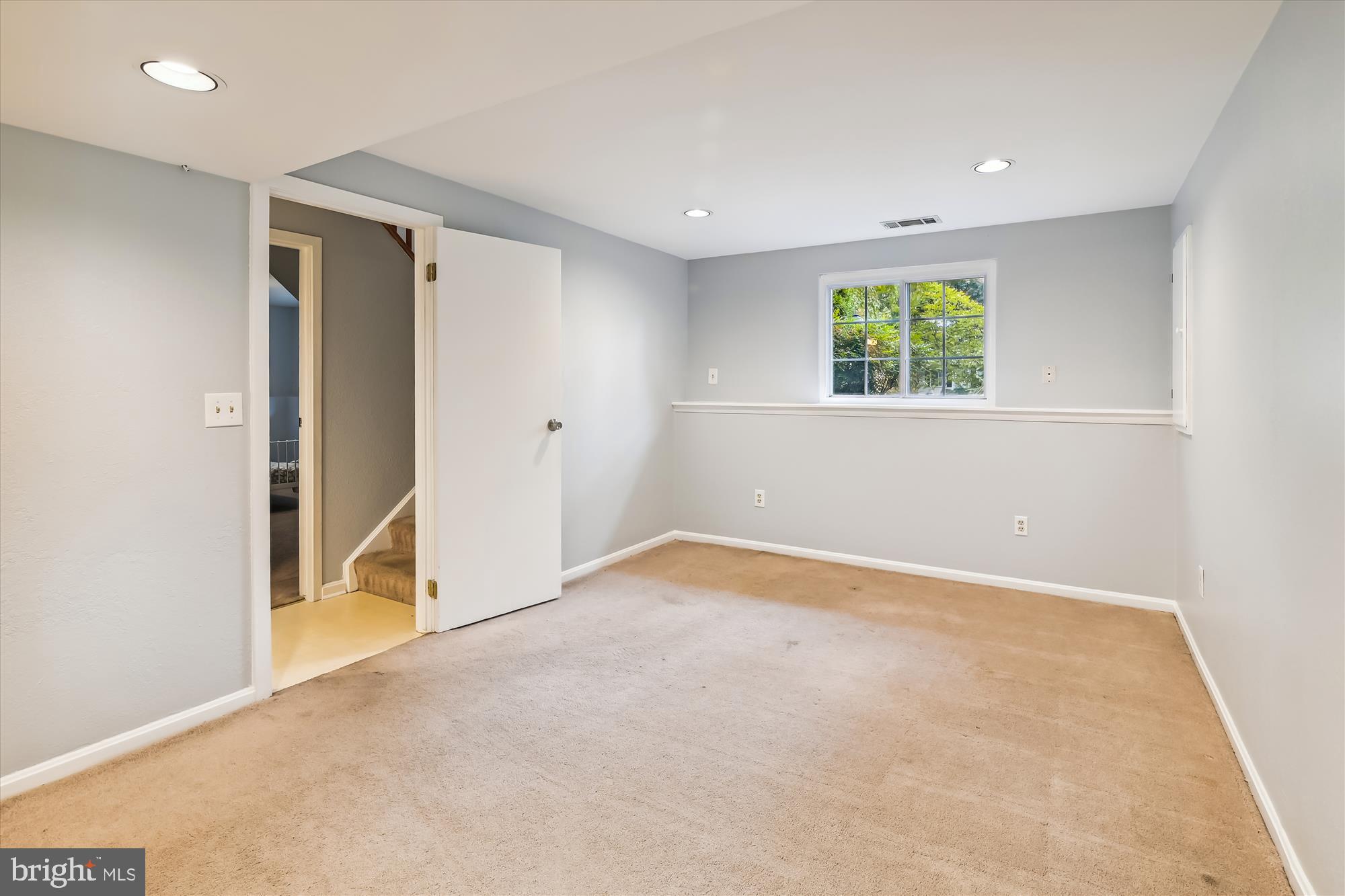 VILLAGE OF OWEN BROWN - Residential