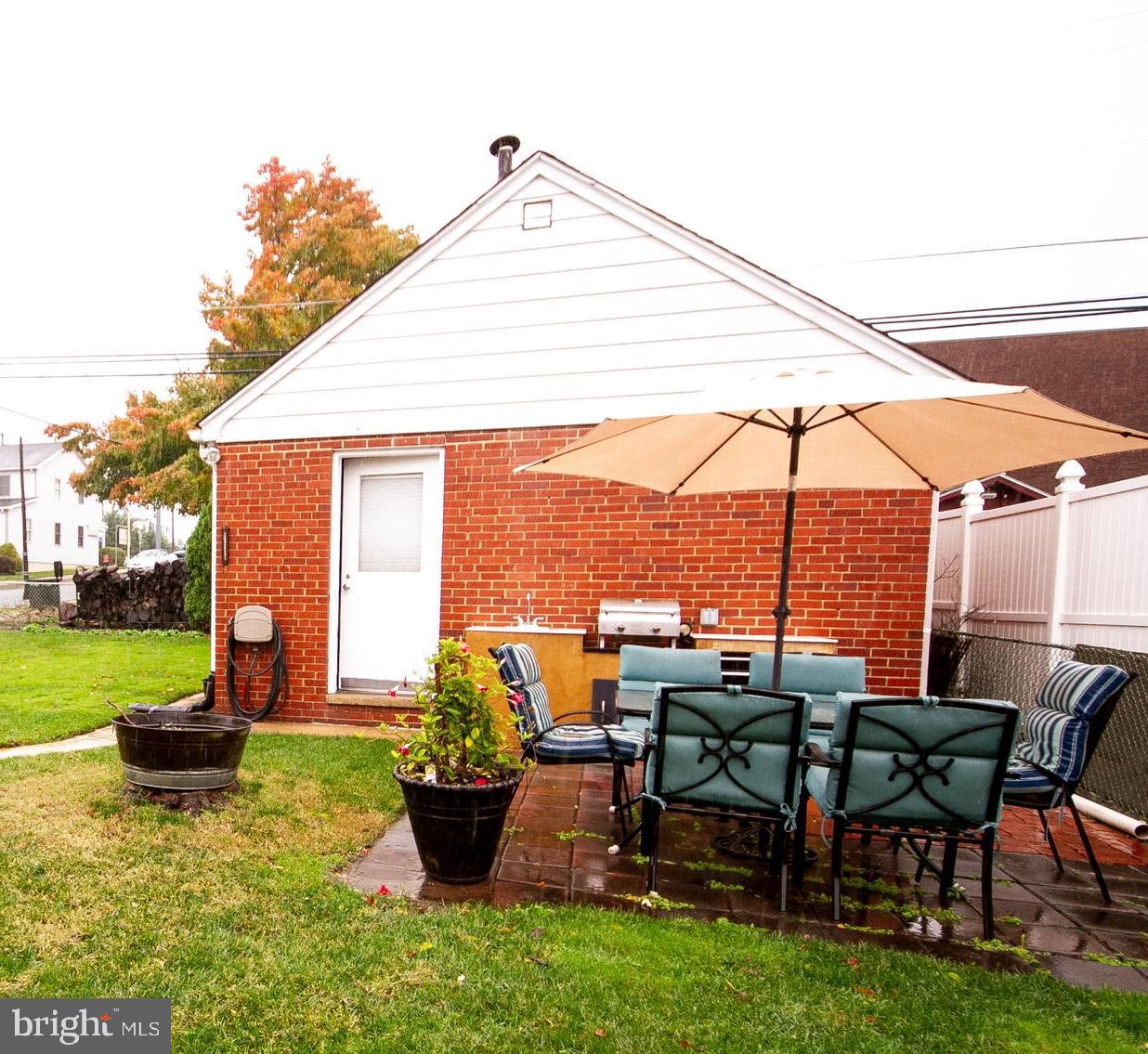 FAIRLAWN - Residential