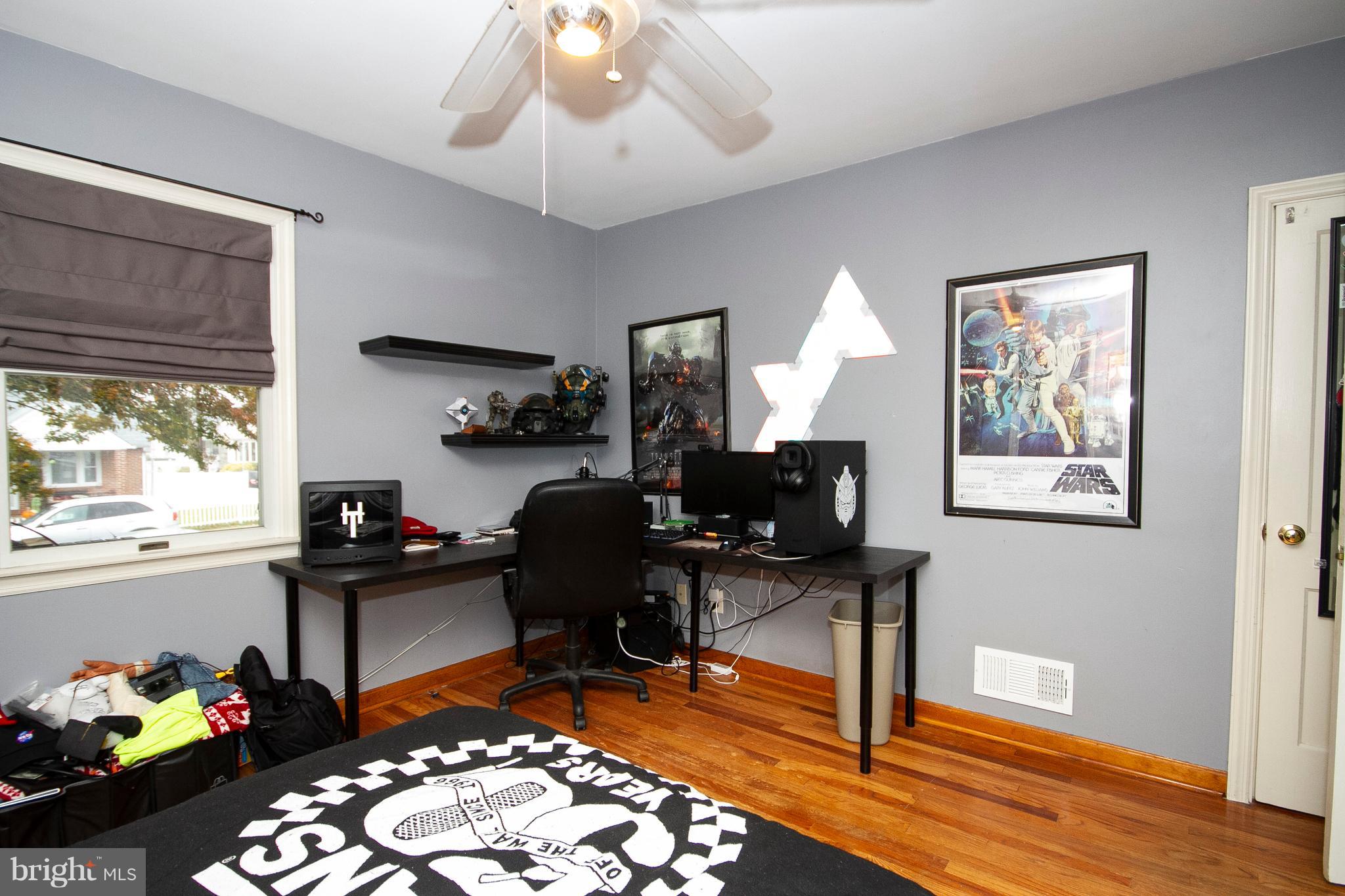 FAIRLAWN - Residential