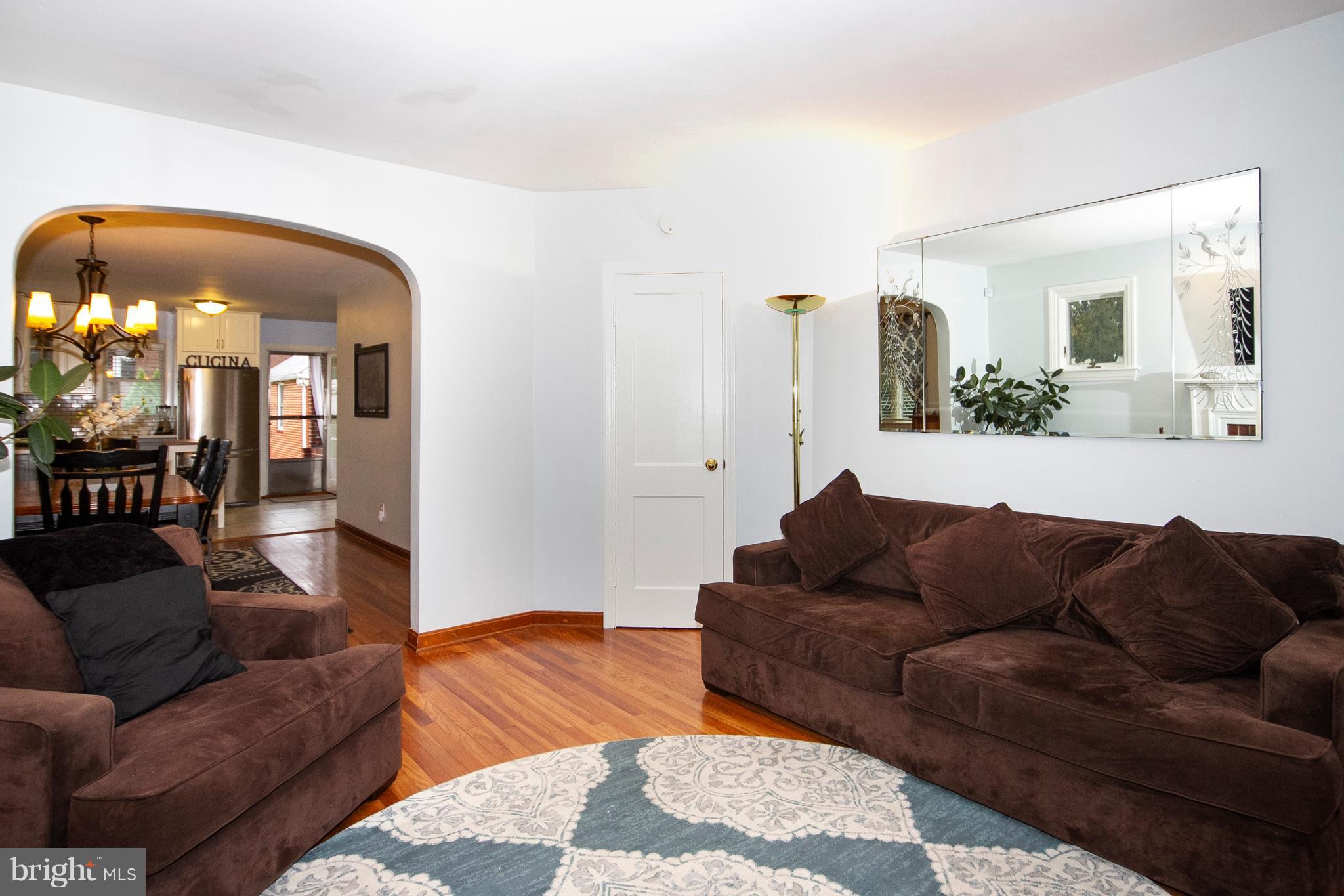 FAIRLAWN - Residential