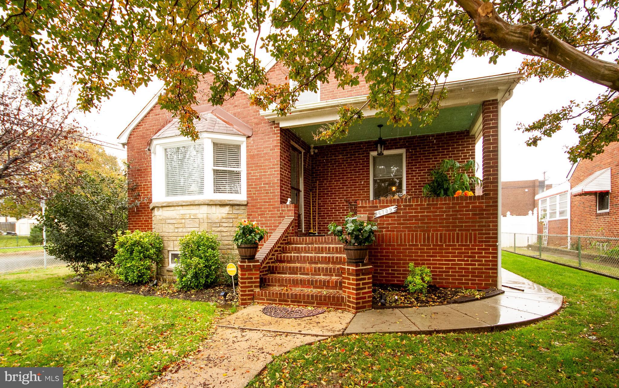 FAIRLAWN - Residential