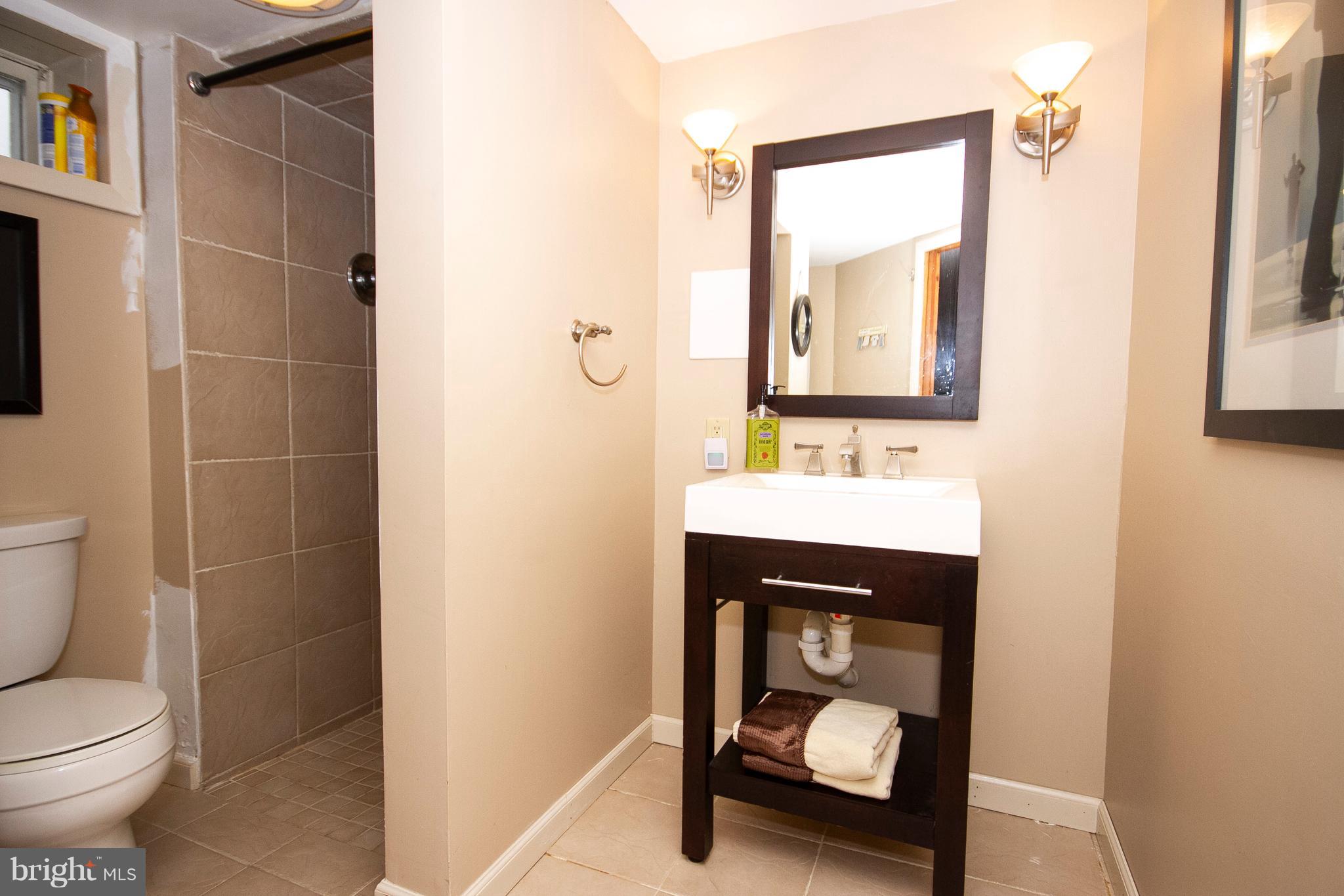 FAIRLAWN - Residential