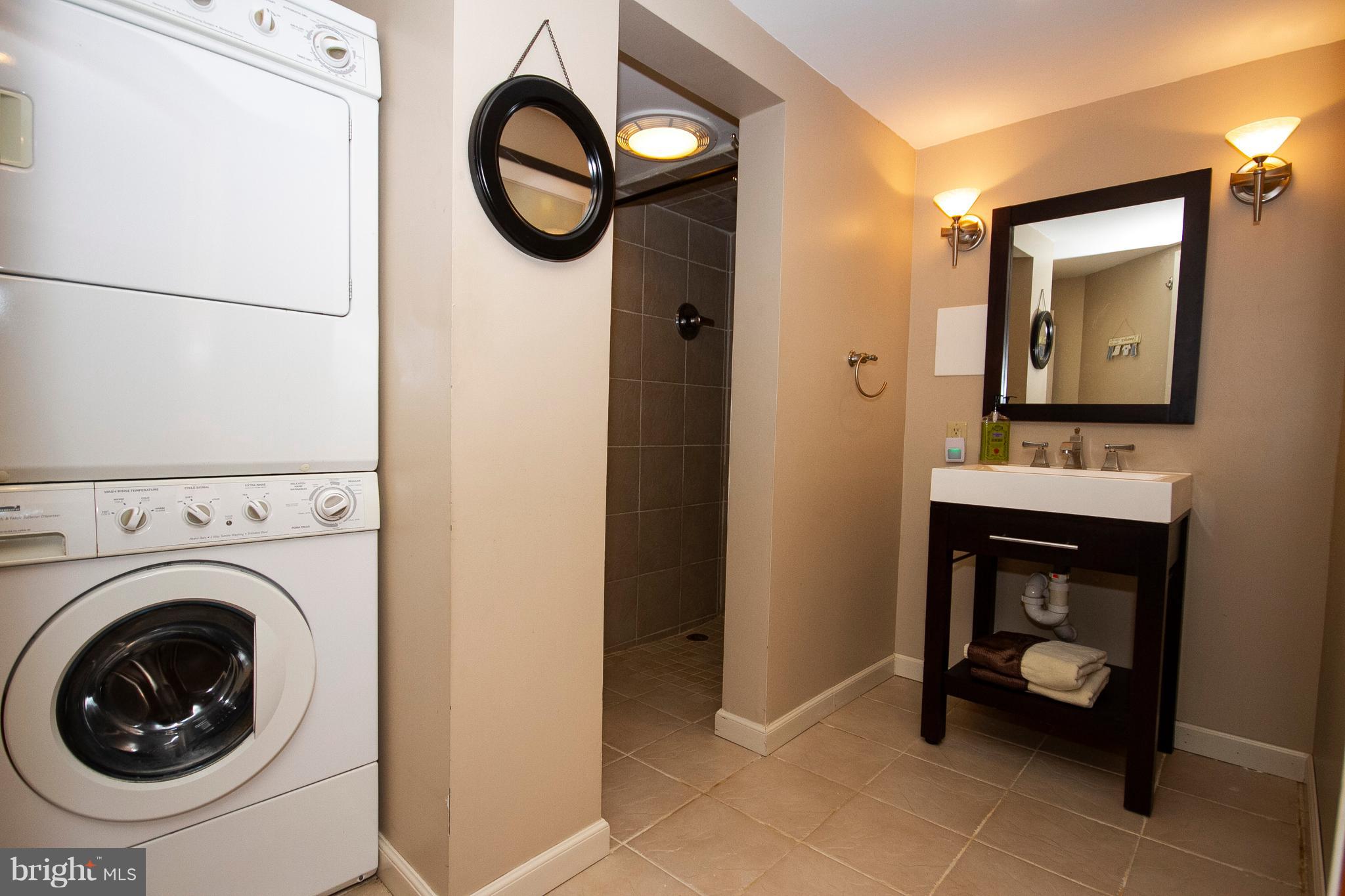 FAIRLAWN - Residential