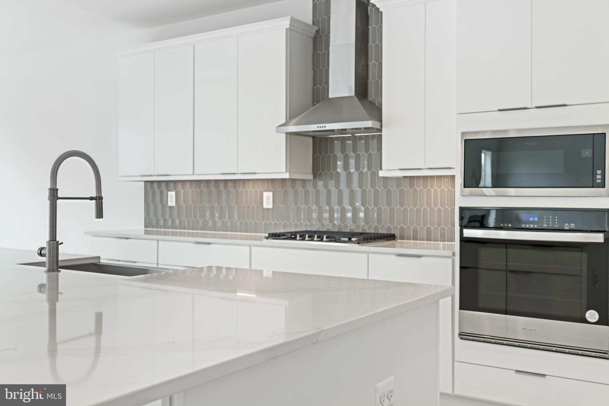 MARTINSBURG STATION - Residential