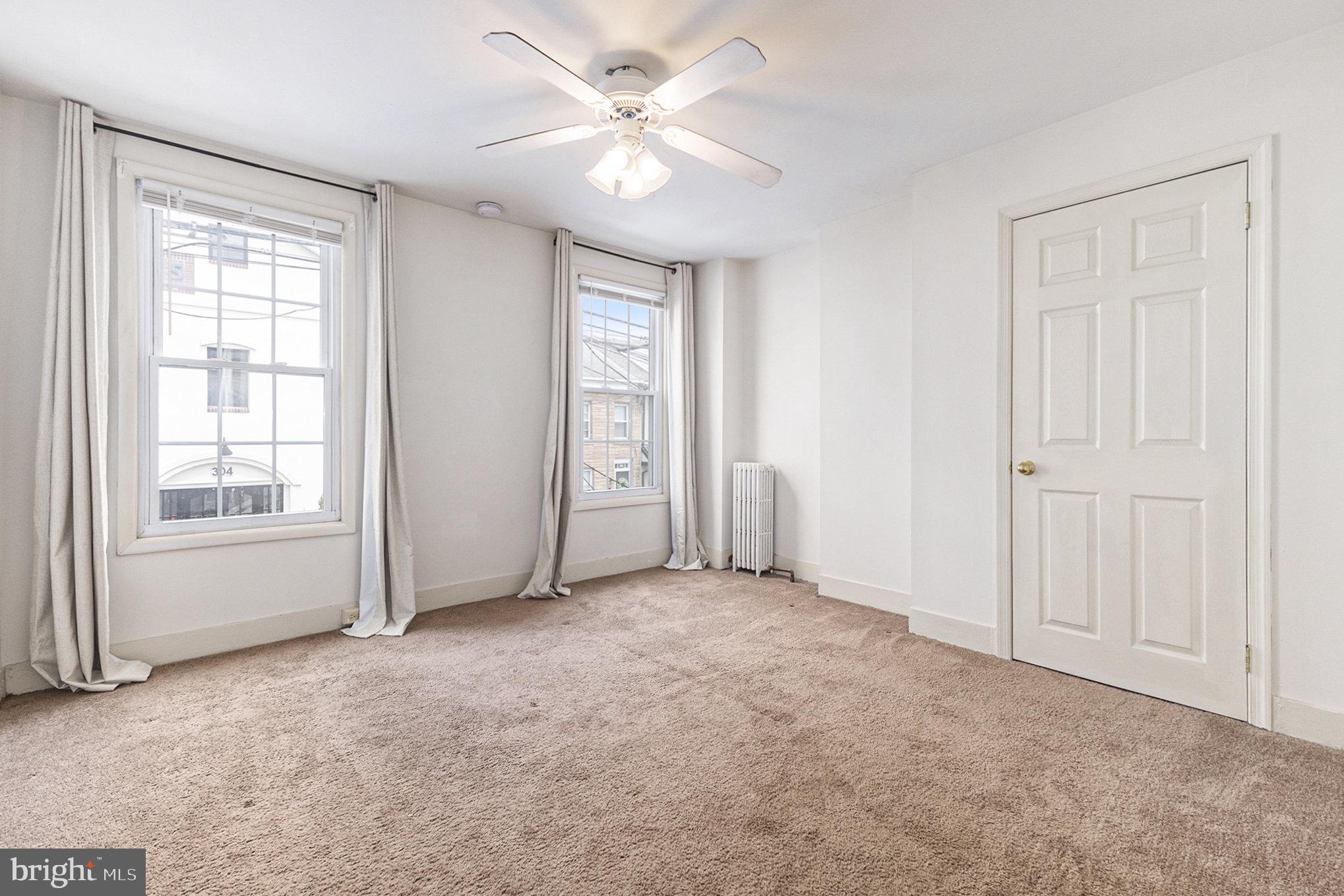 309 E HECTOR STREET