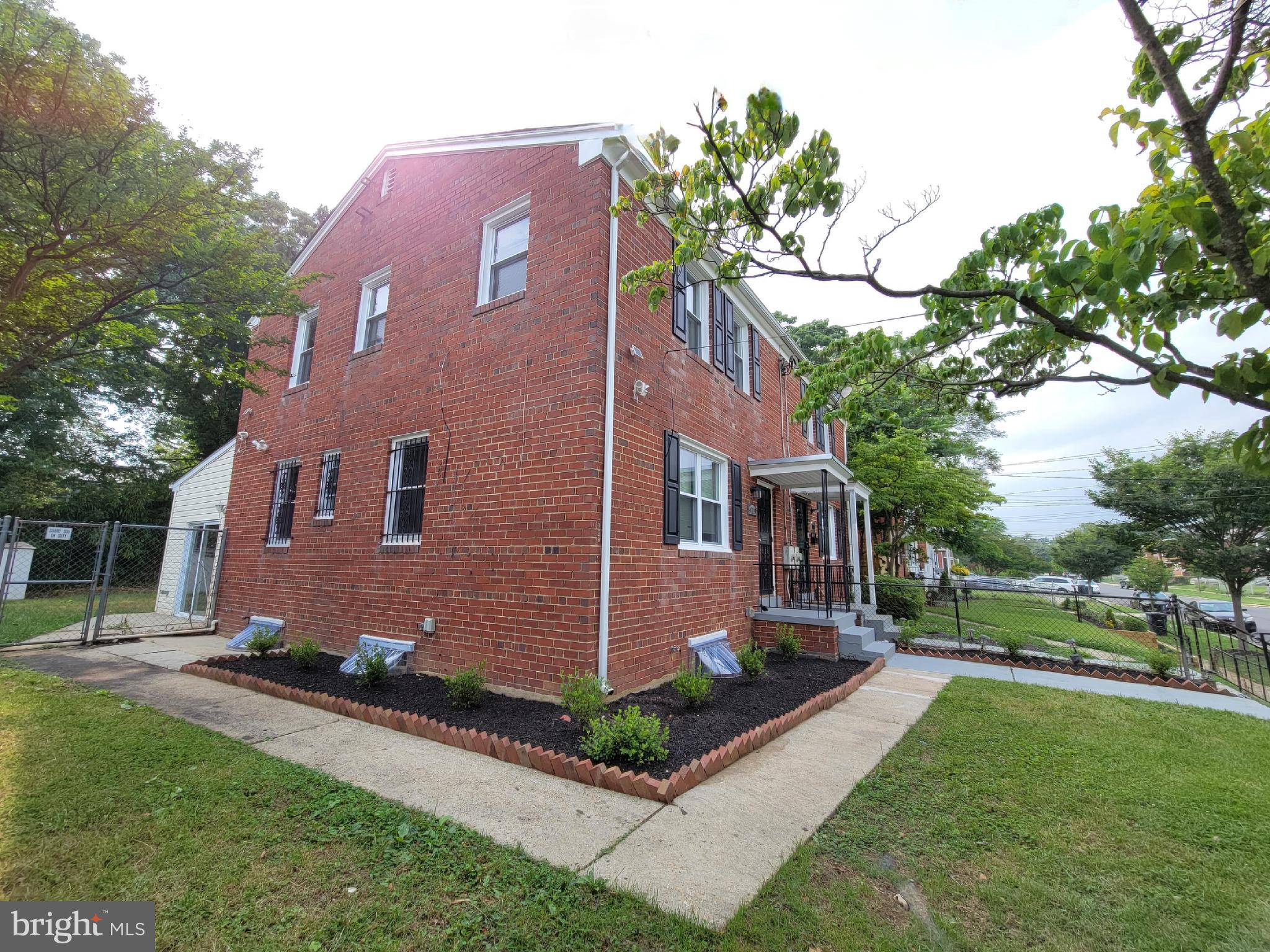 HILLCREST HEIGHTS - Residential