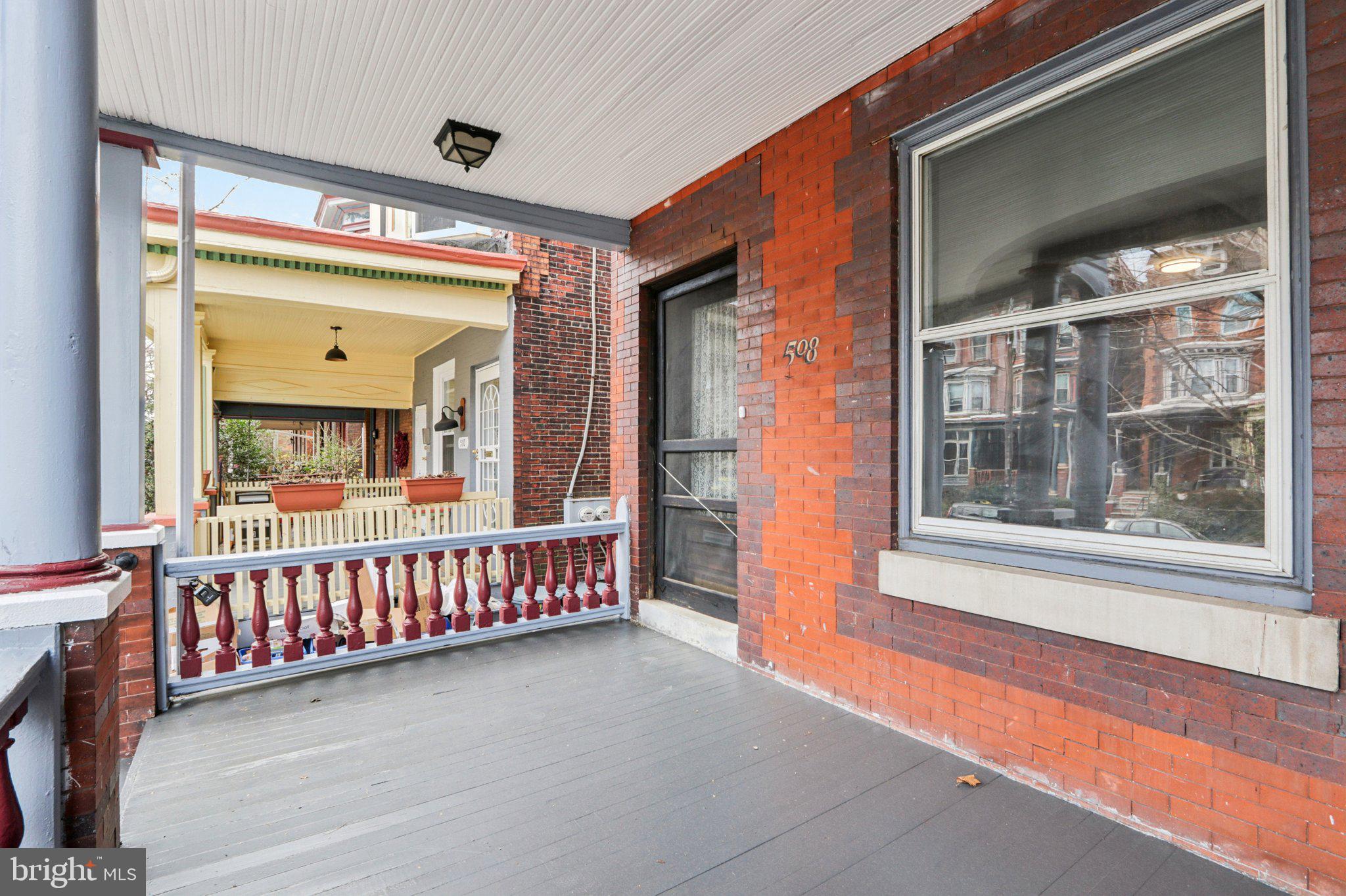 UNIVERSITY CITY - Residential