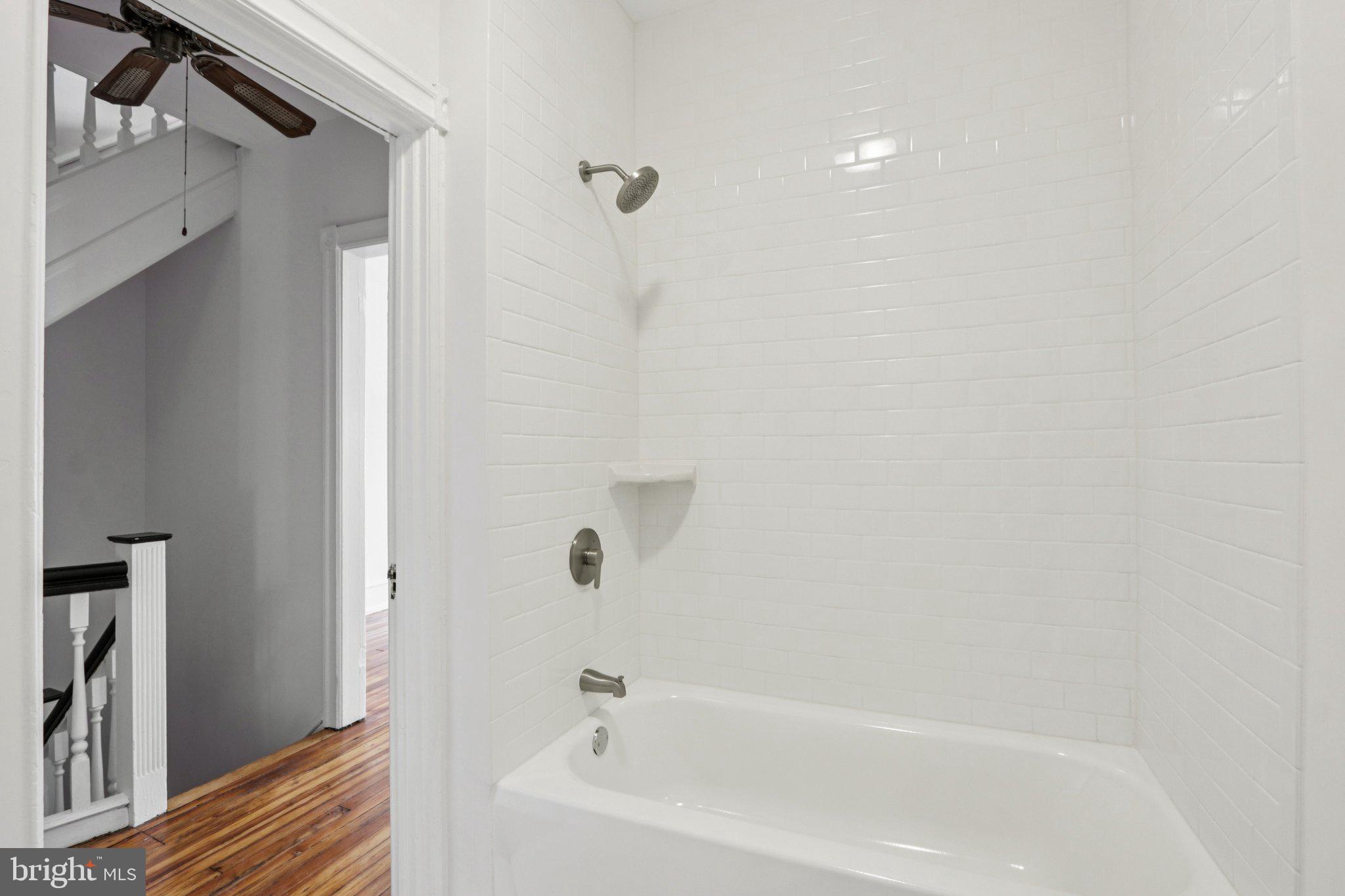 UNIVERSITY CITY - Residential