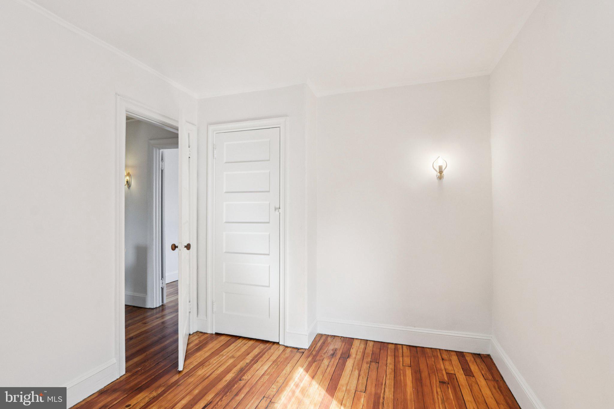 UNIVERSITY CITY - Residential