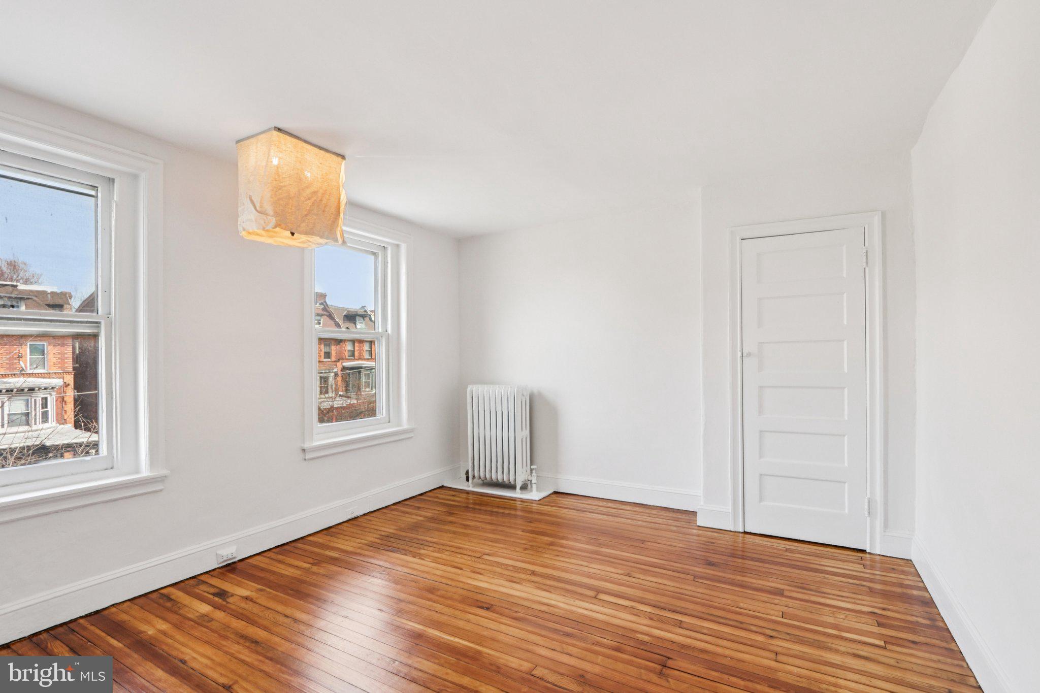 UNIVERSITY CITY - Residential