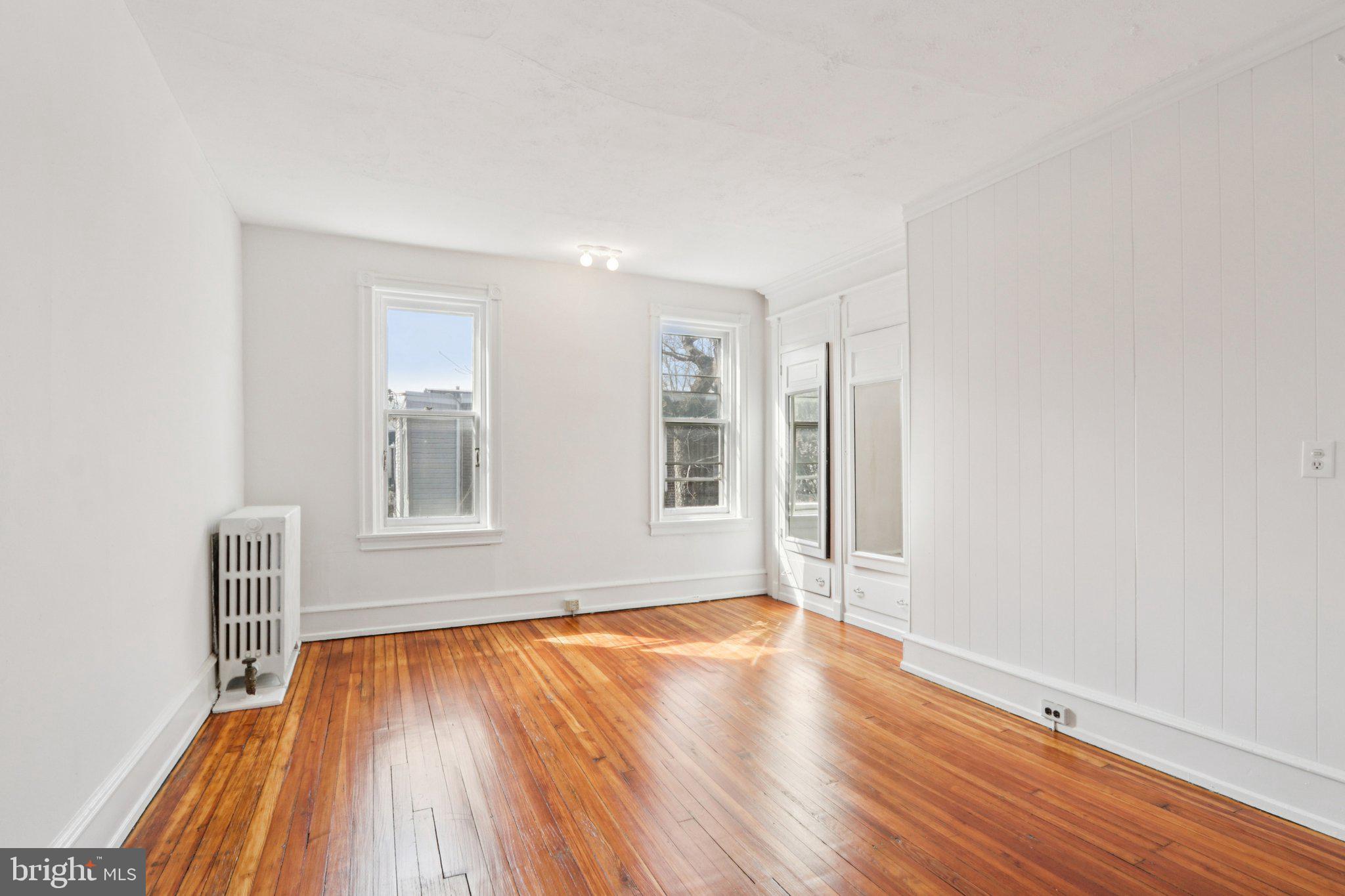 UNIVERSITY CITY - Residential