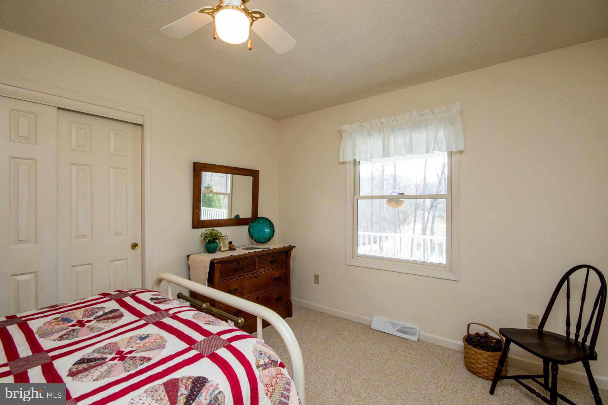 DOE RUN ESTATES - Residential