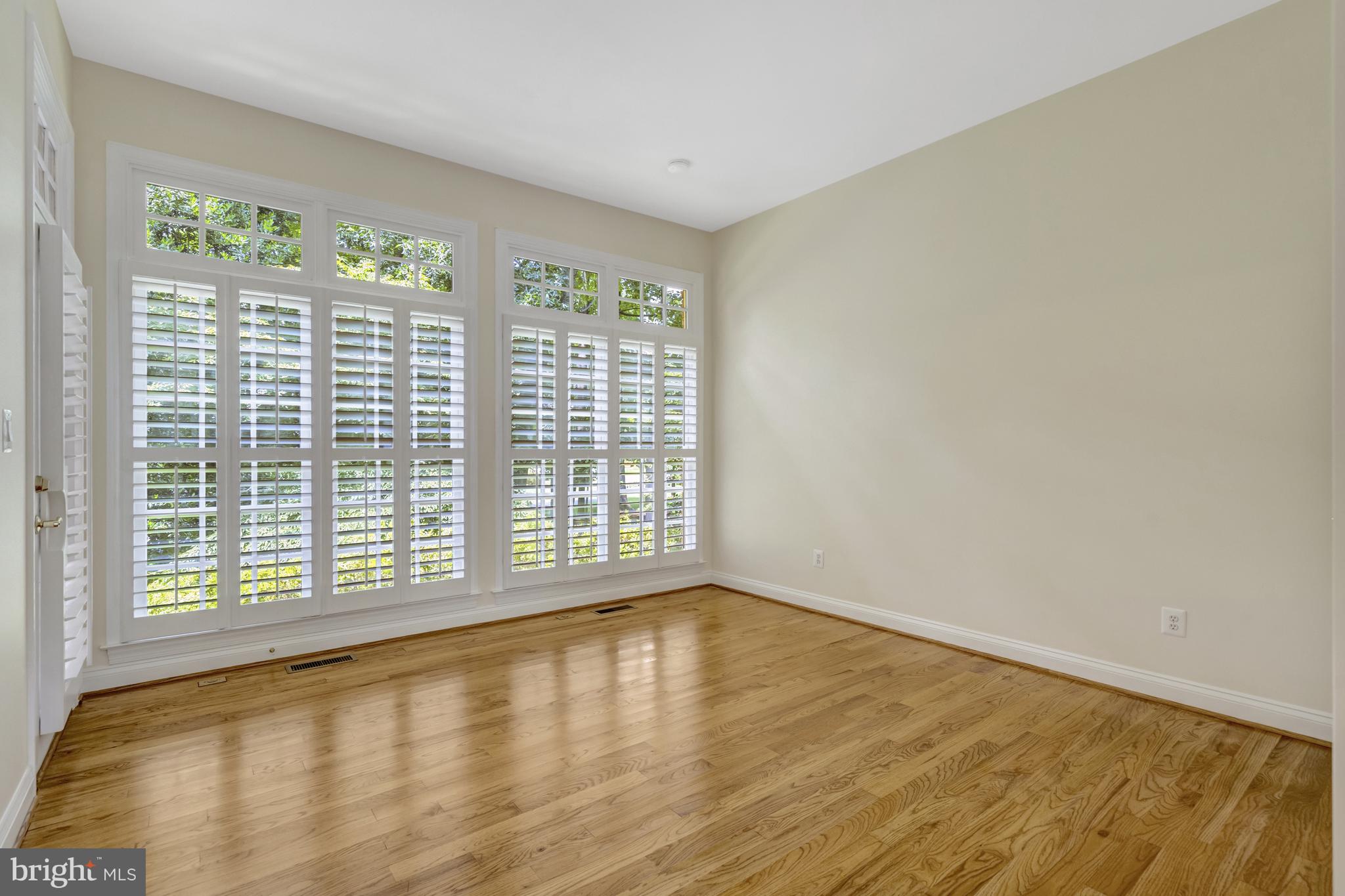 THE RESERVE - Residential