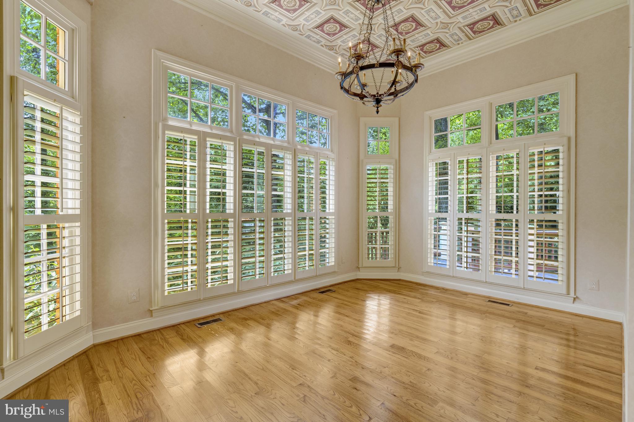 THE RESERVE - Residential