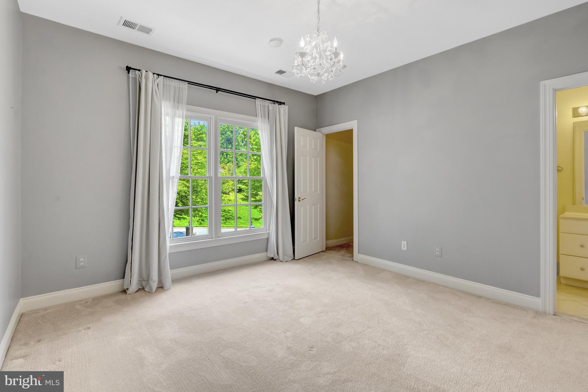 THE RESERVE - Residential