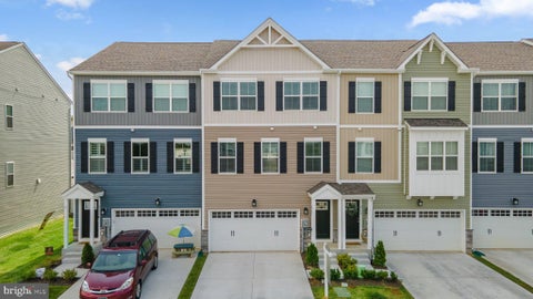 Townhouse For Rent - 2753 Town View Circle<br/> Carroll County, NEW WINDSOR, MD 21776